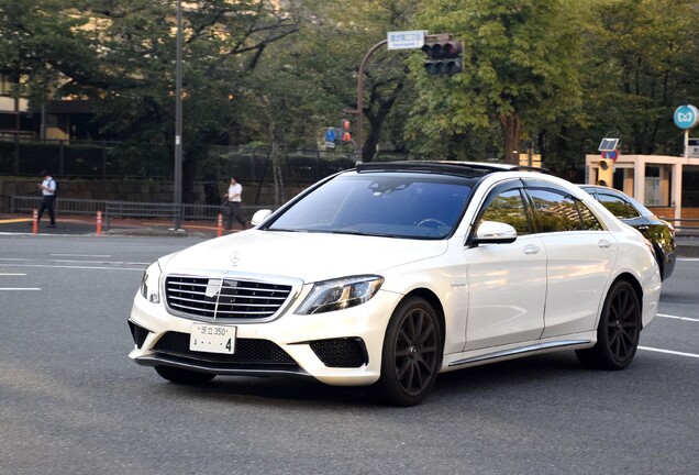 Mercedes-Benz S 63 AMG V222