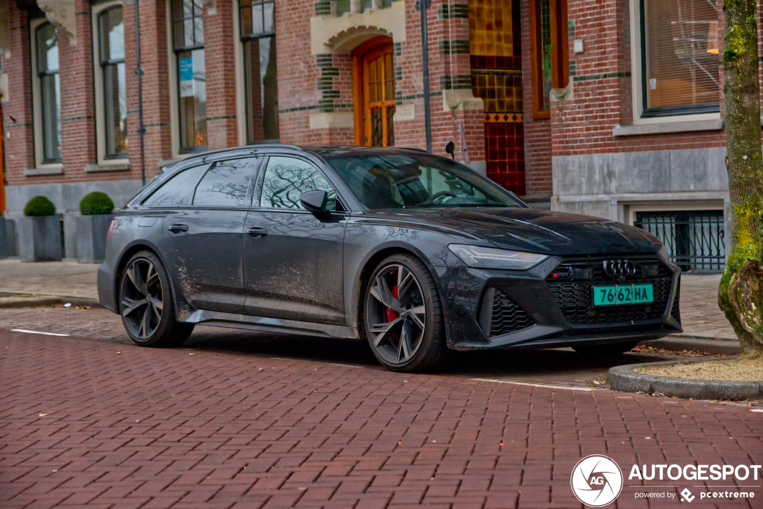 Audi RS6 Avant C8