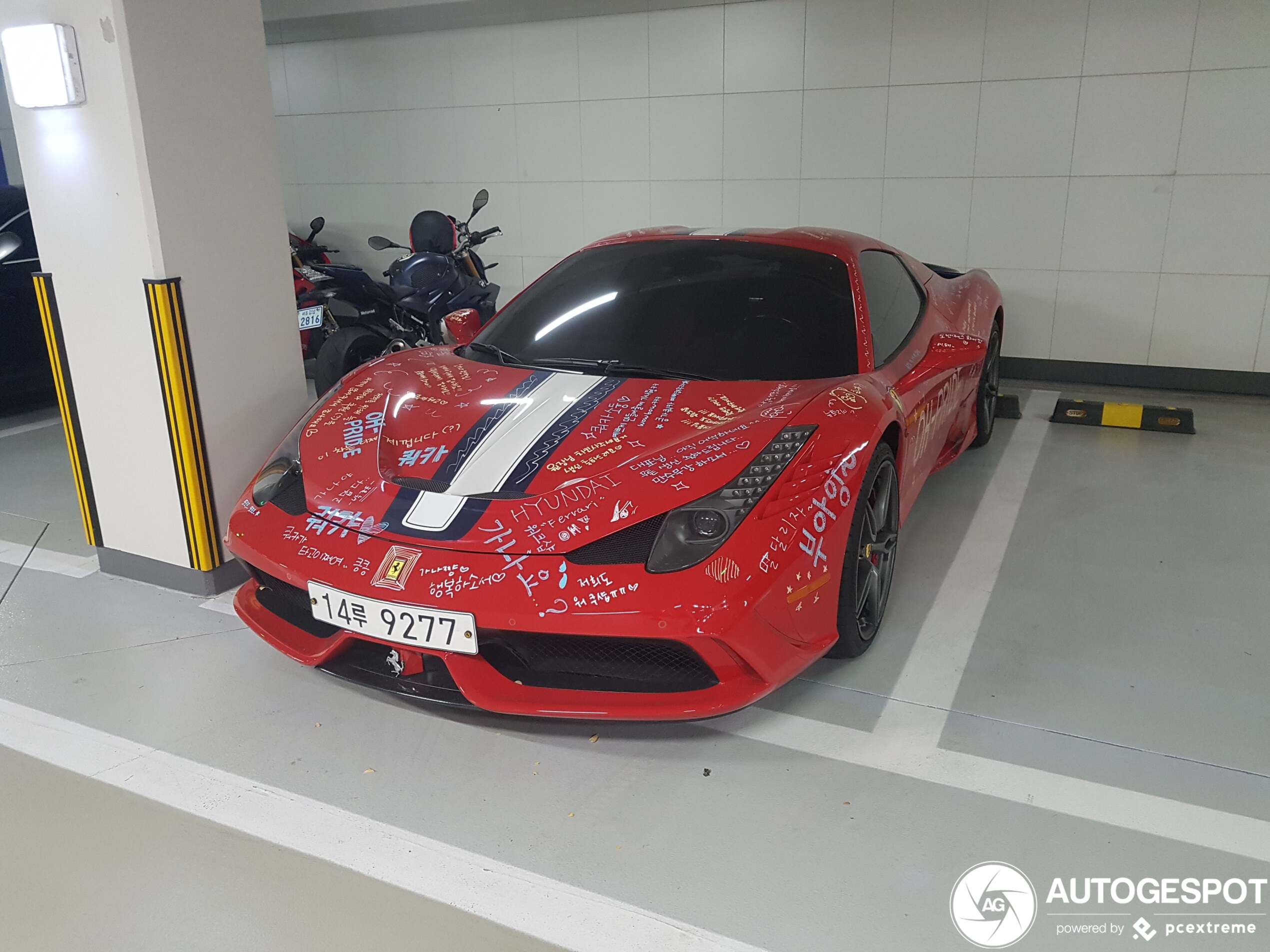 Ferrari 458 Speciale A is behoorlijk onder gekliederd