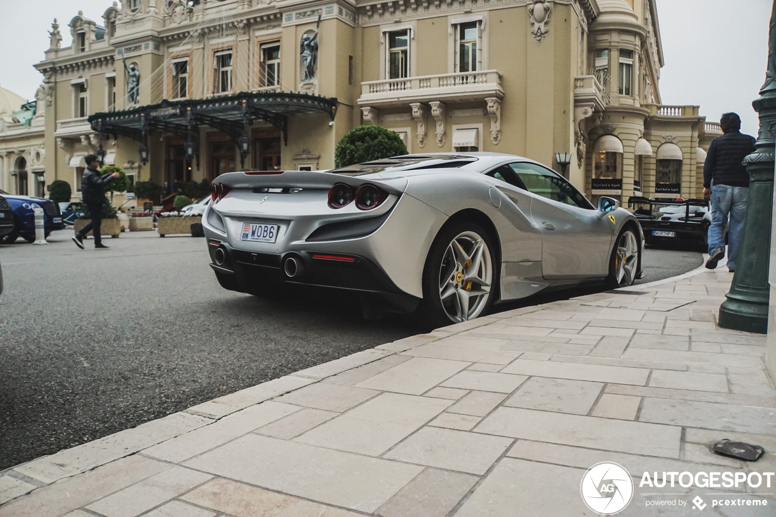 Monaco mag ook eindelijk aan de Ferrari F8 Tributo