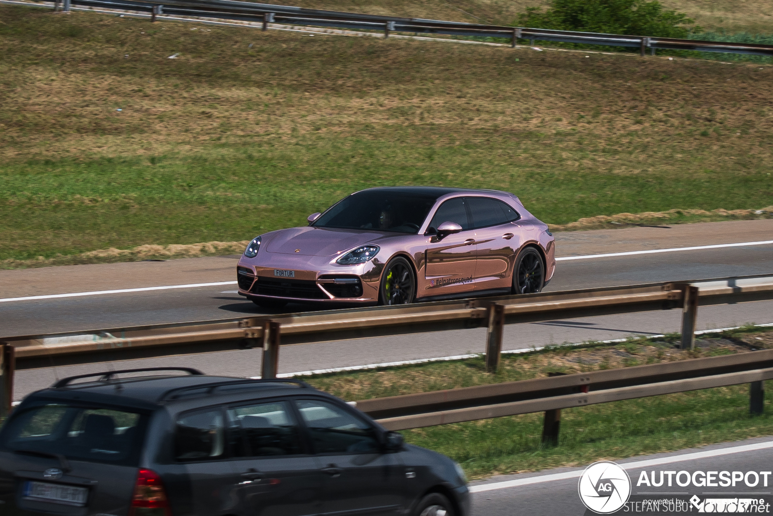 Porsche 971 Panamera Turbo S E-Hybrid Sport Turismo