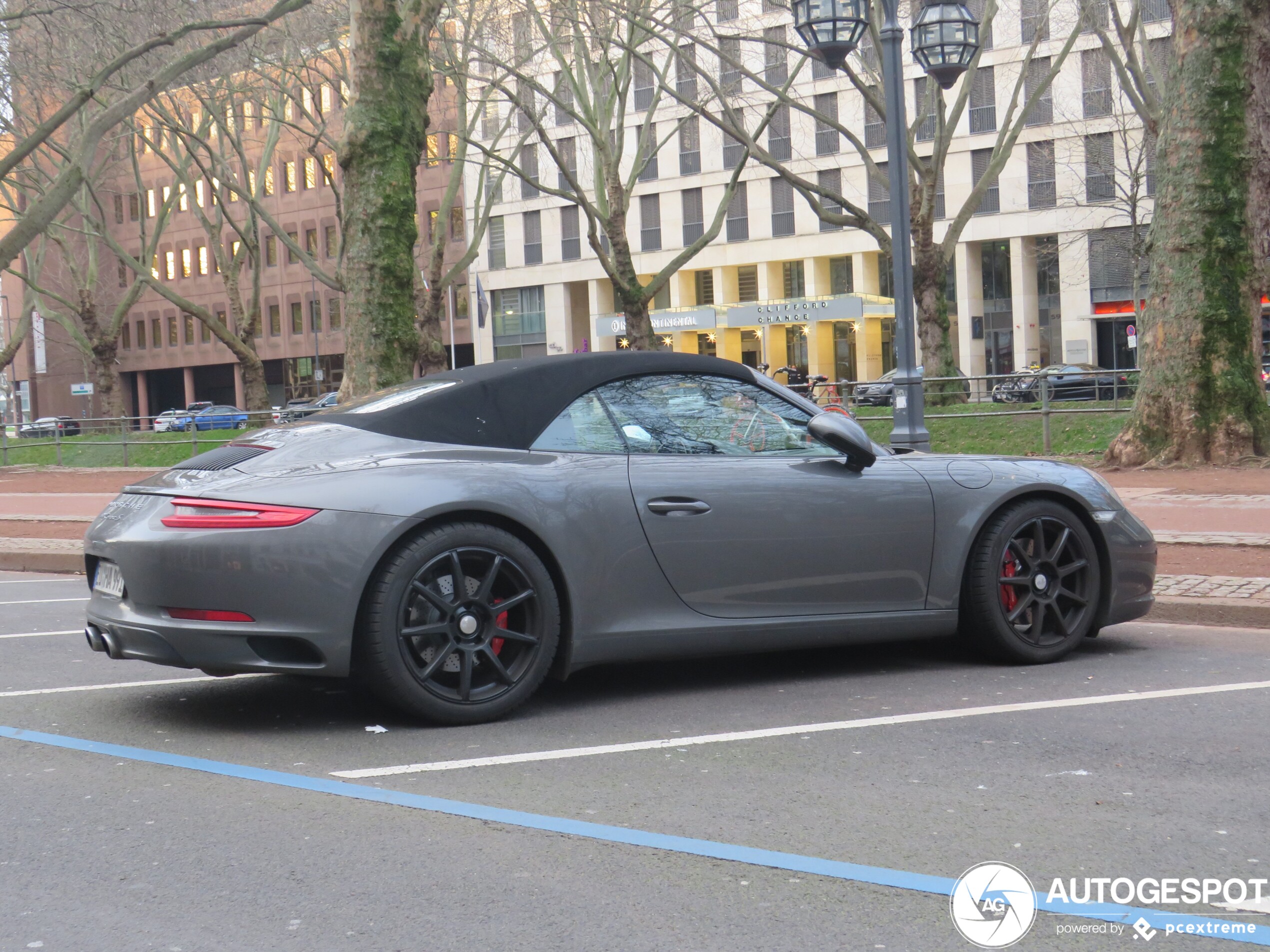 Porsche 991 Carrera S Cabriolet MkII