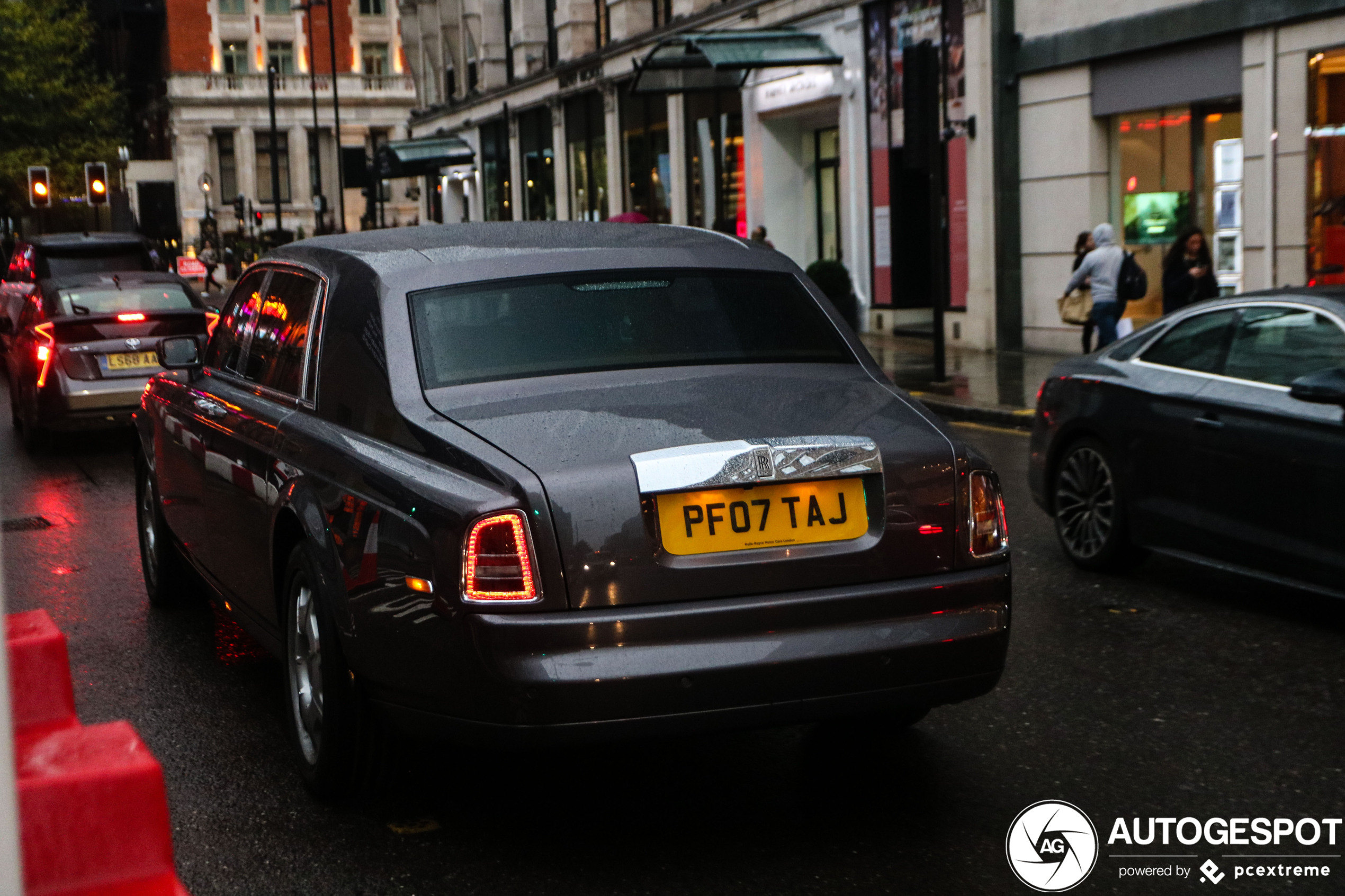 Rolls-Royce Phantom EWB