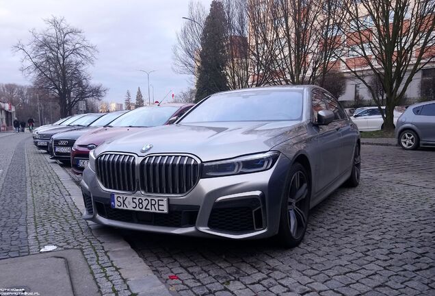 BMW M760Li xDrive 2019