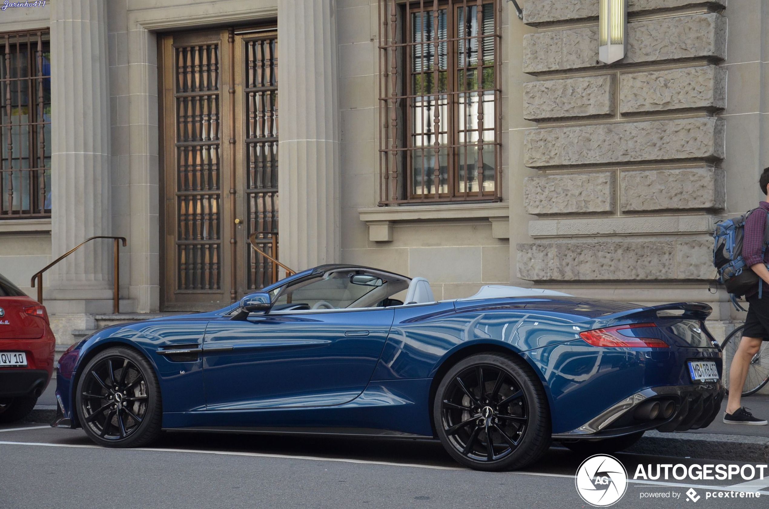 Aston Martin Vanquish S Volante 2017