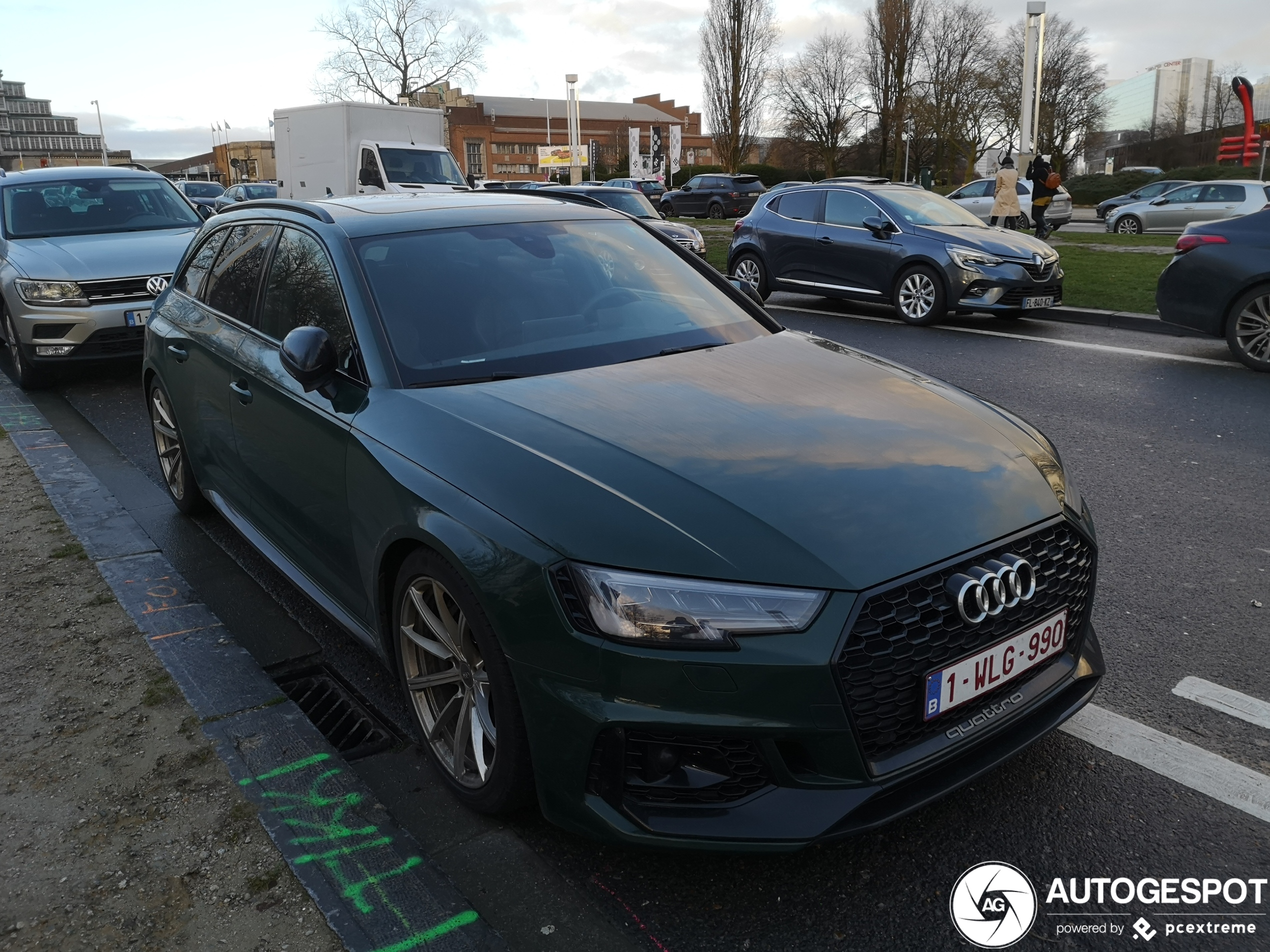 Audi RS4 Avant B9