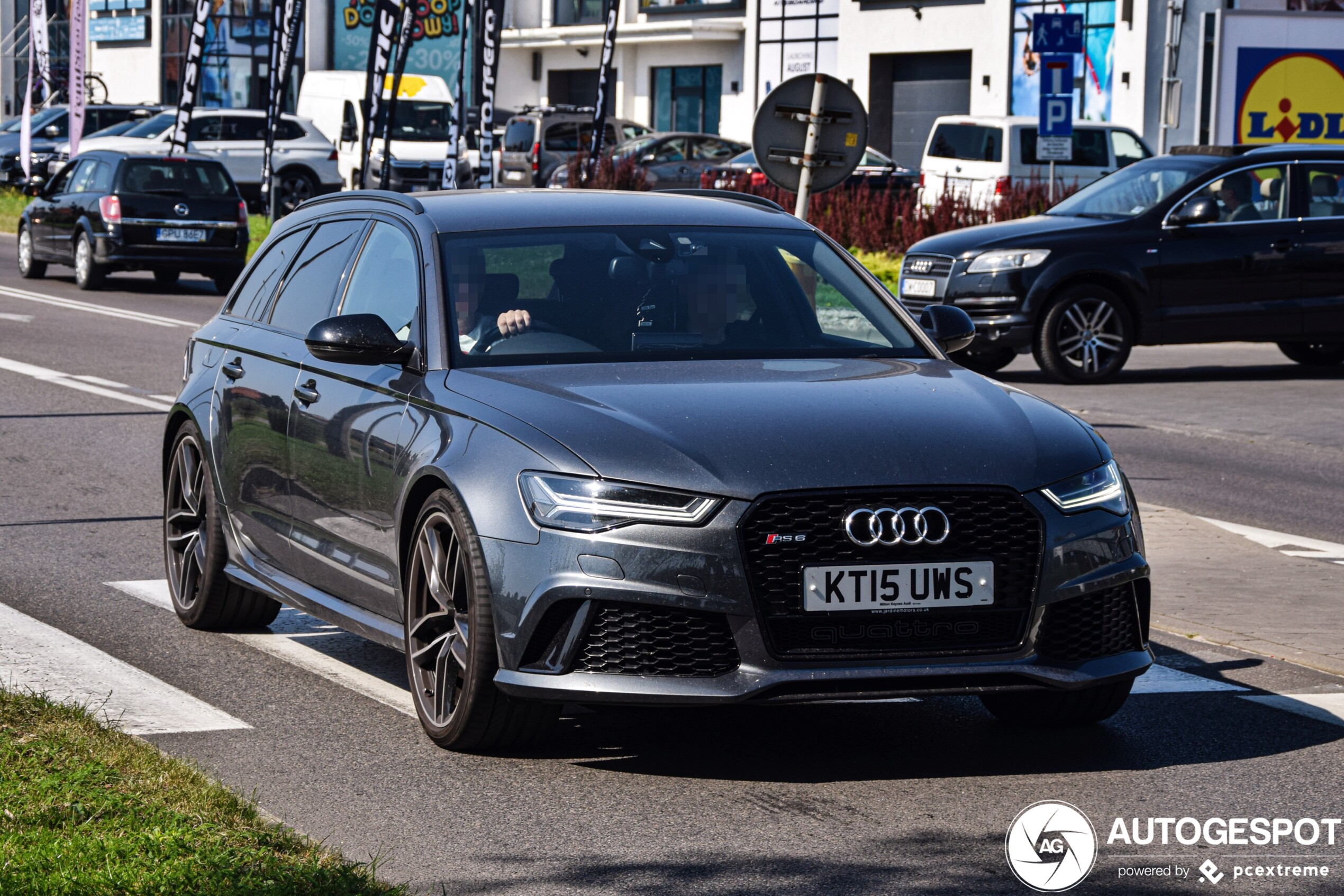 Audi RS6 Avant C7 2015