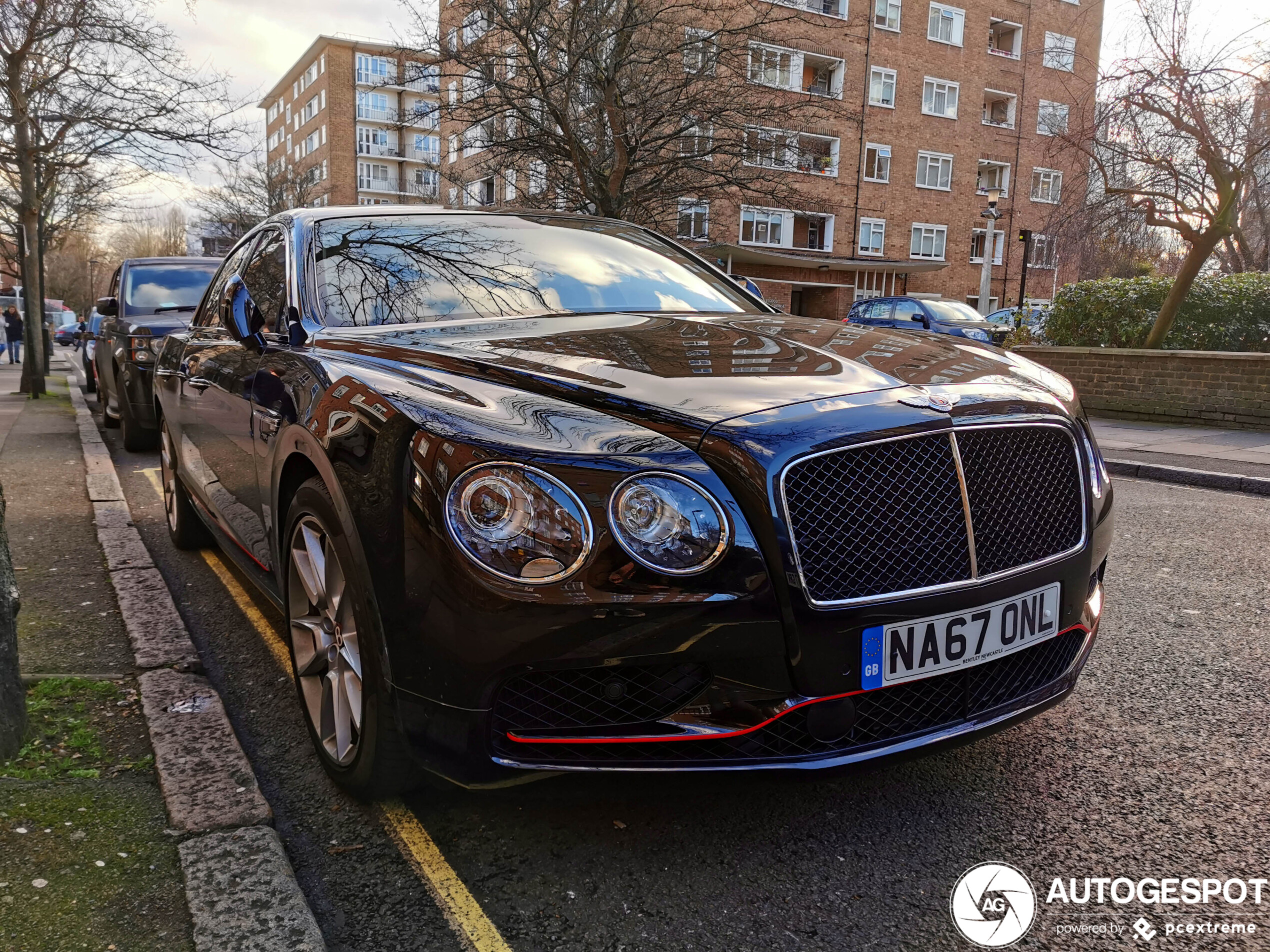 Bentley Flying Spur V8 S