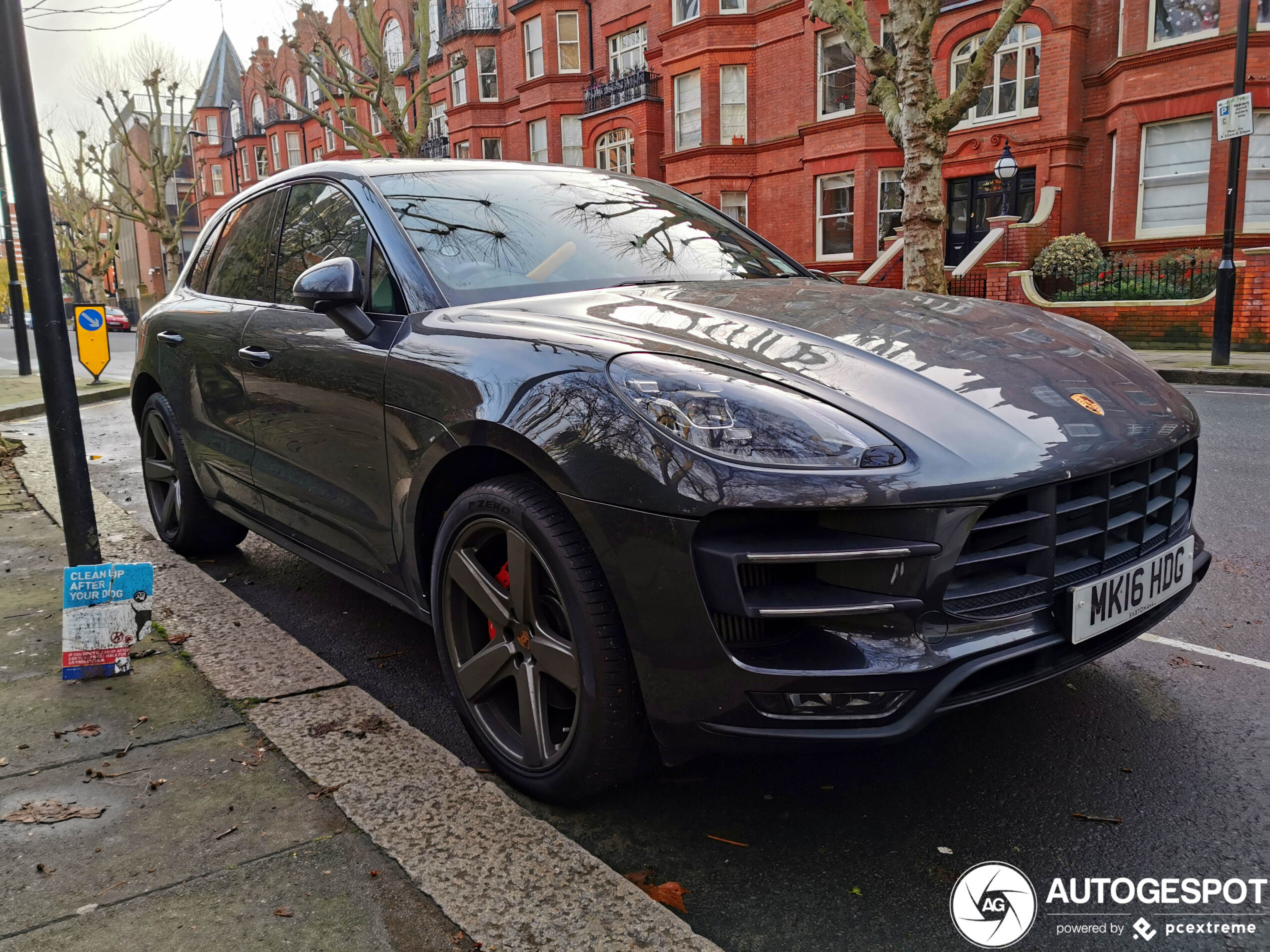 Porsche 95B Macan Turbo