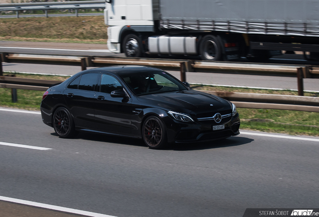 Mercedes-AMG C 63 S W205