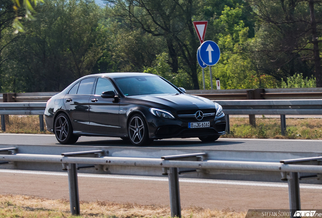 Mercedes-AMG C 63 W205