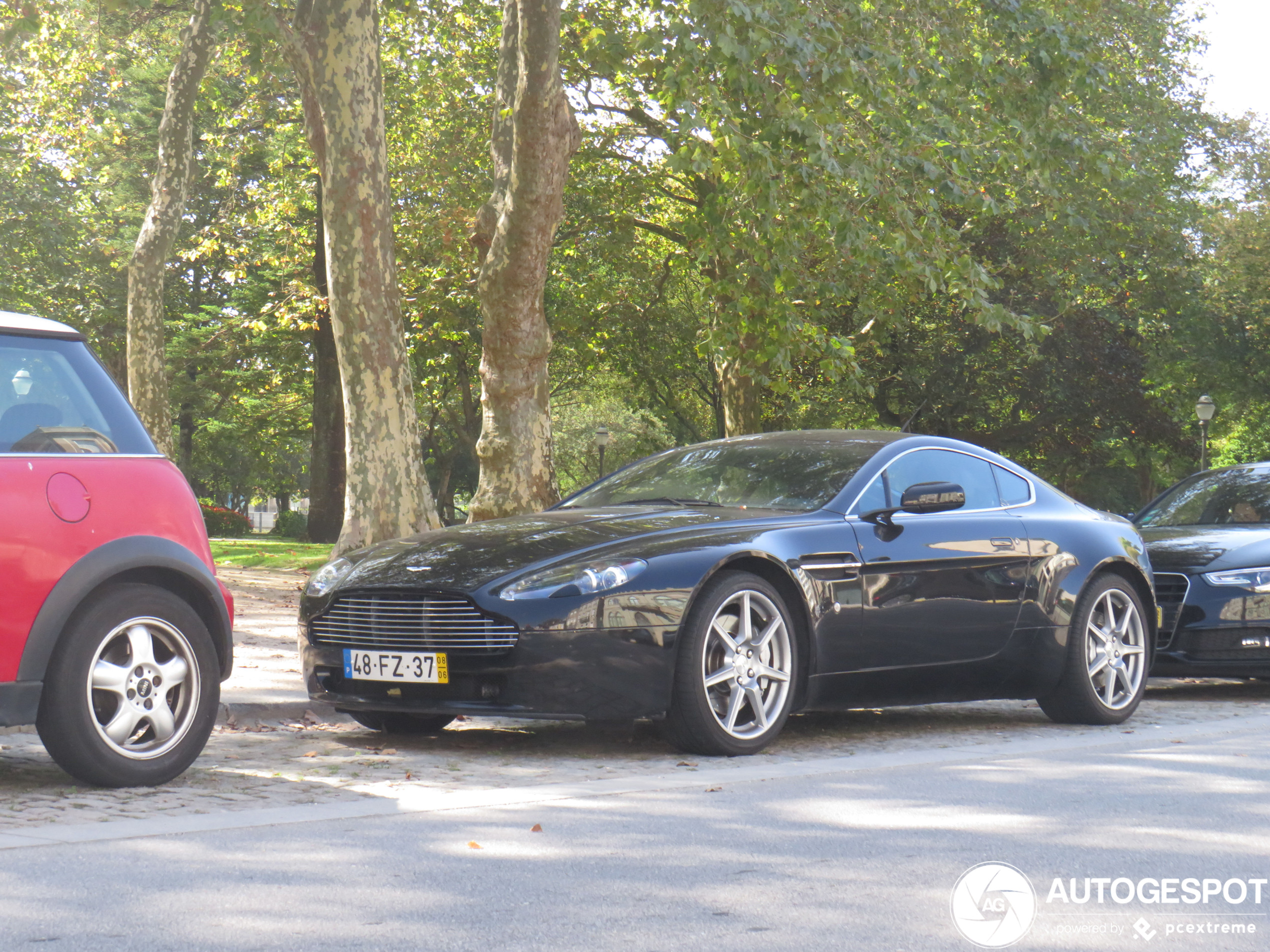 Aston Martin V8 Vantage