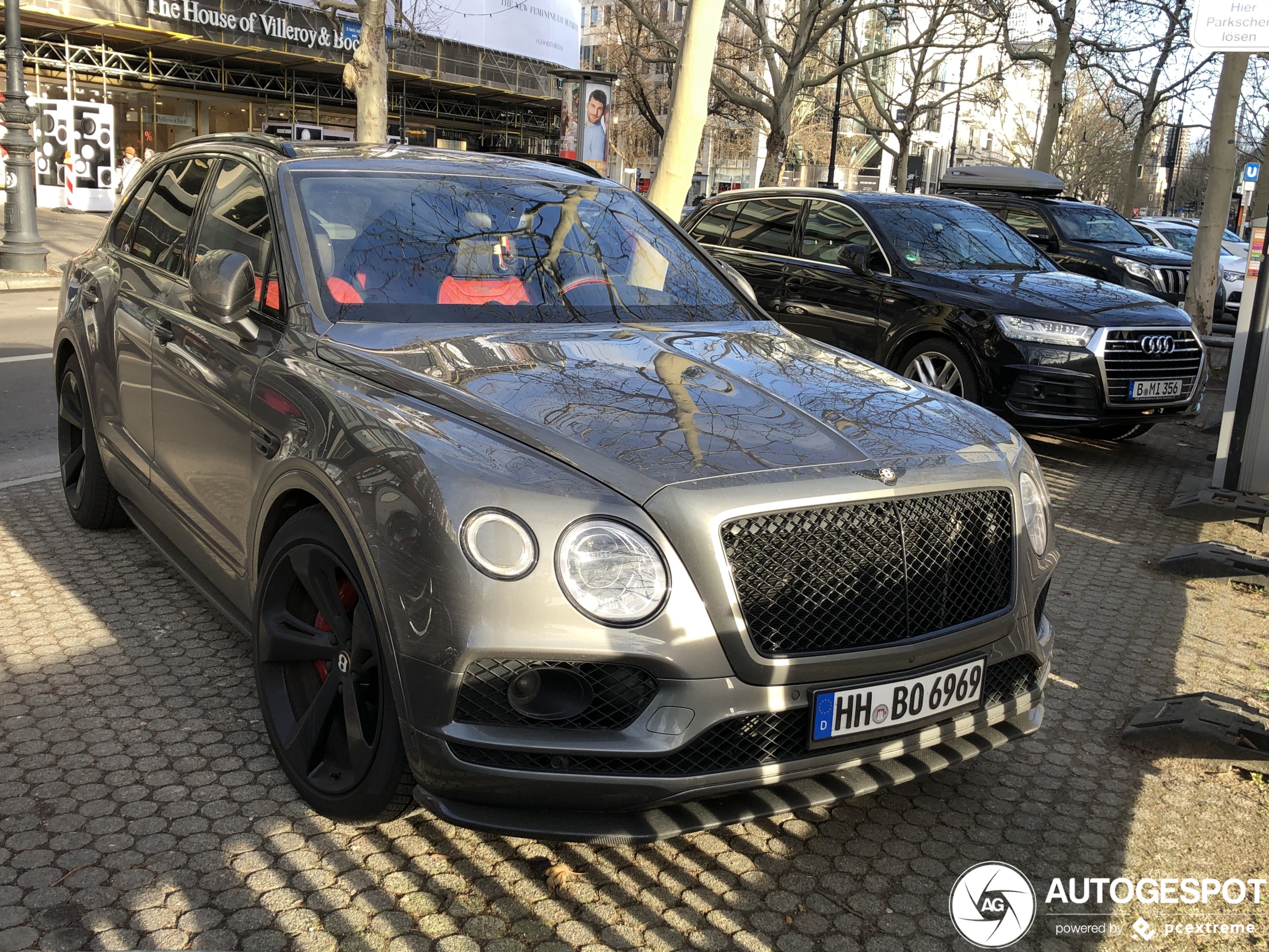 Bentley Bentayga V8