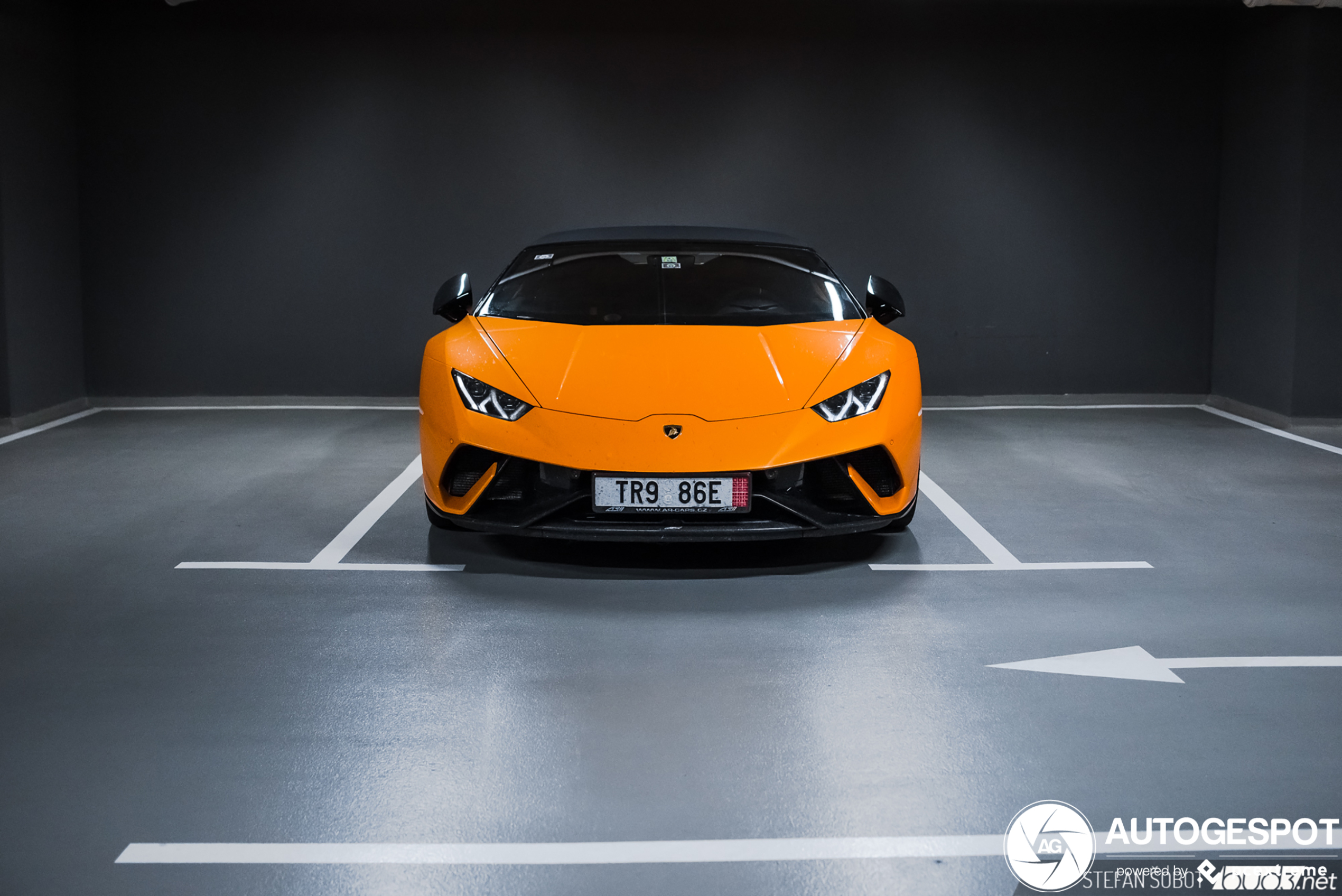 Lamborghini Huracán LP640-4 Performante Spyder