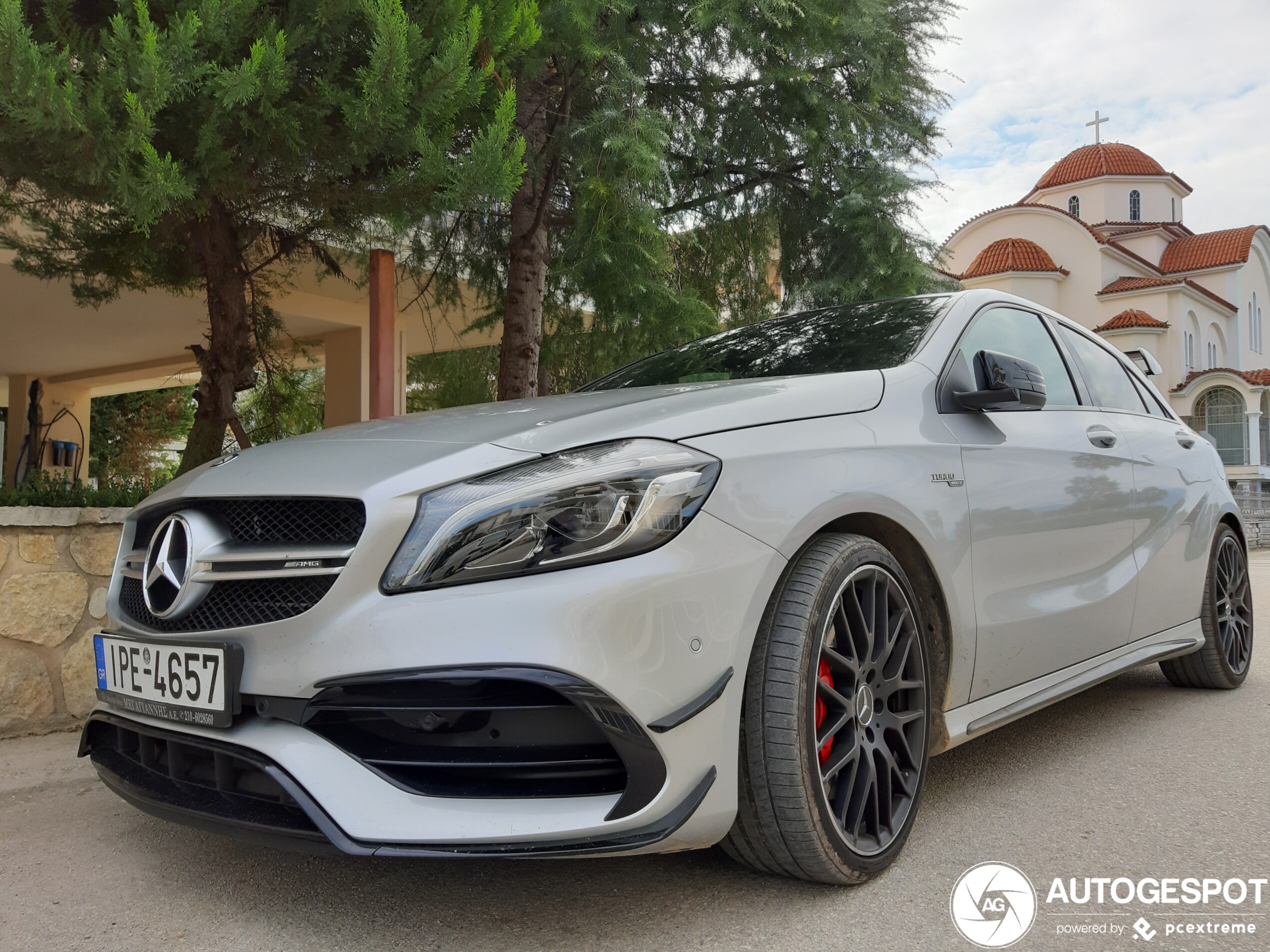 Mercedes-AMG A 45 W176 2015