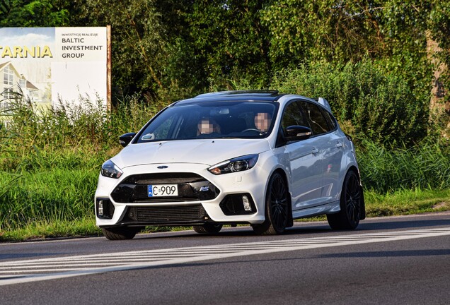 Ford Focus RS 2015