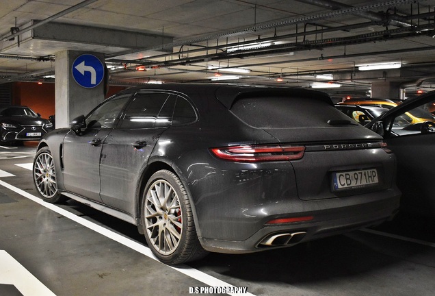 Porsche 971 Panamera Turbo Sport Turismo