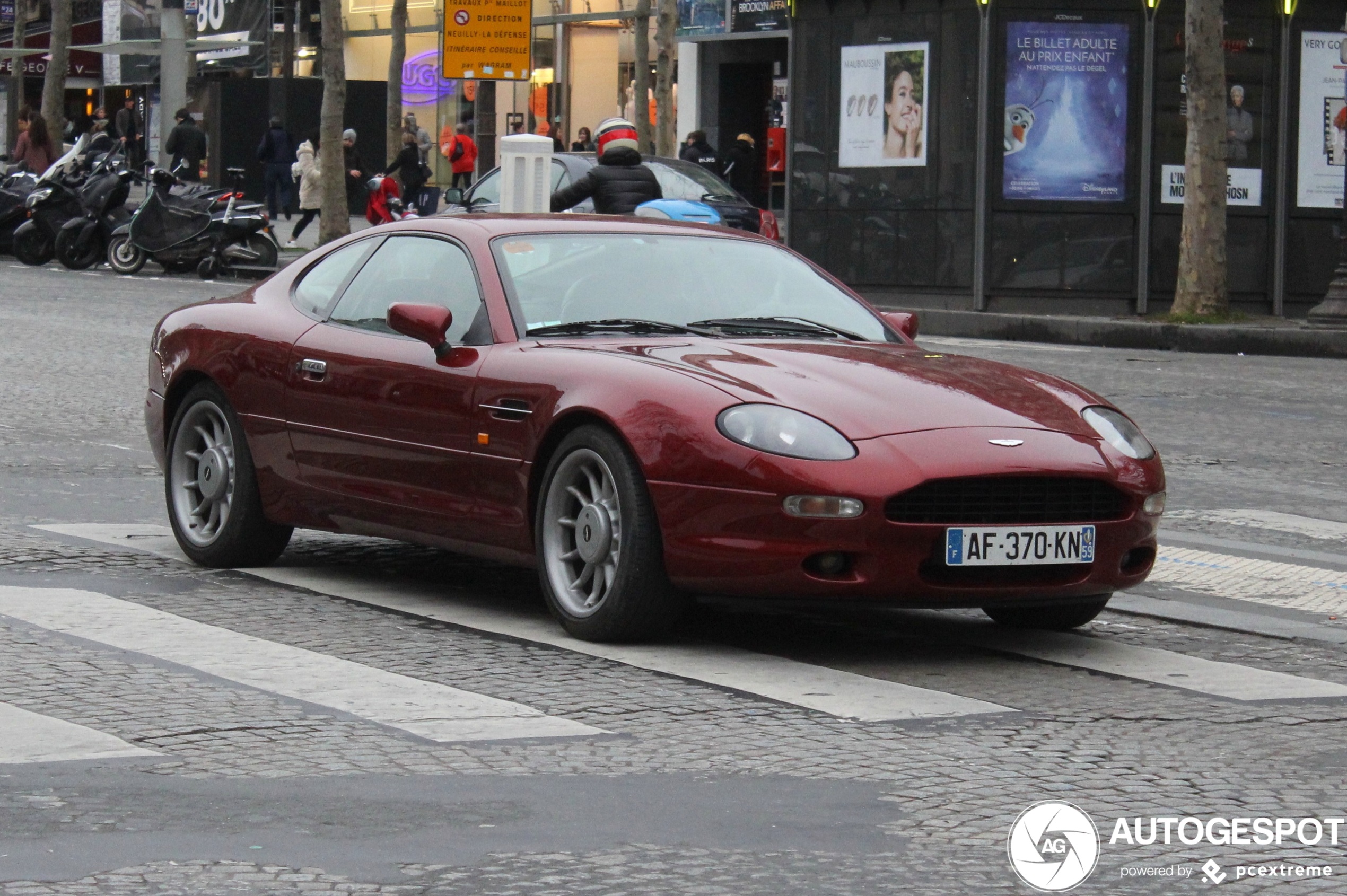 Aston Martin DB7