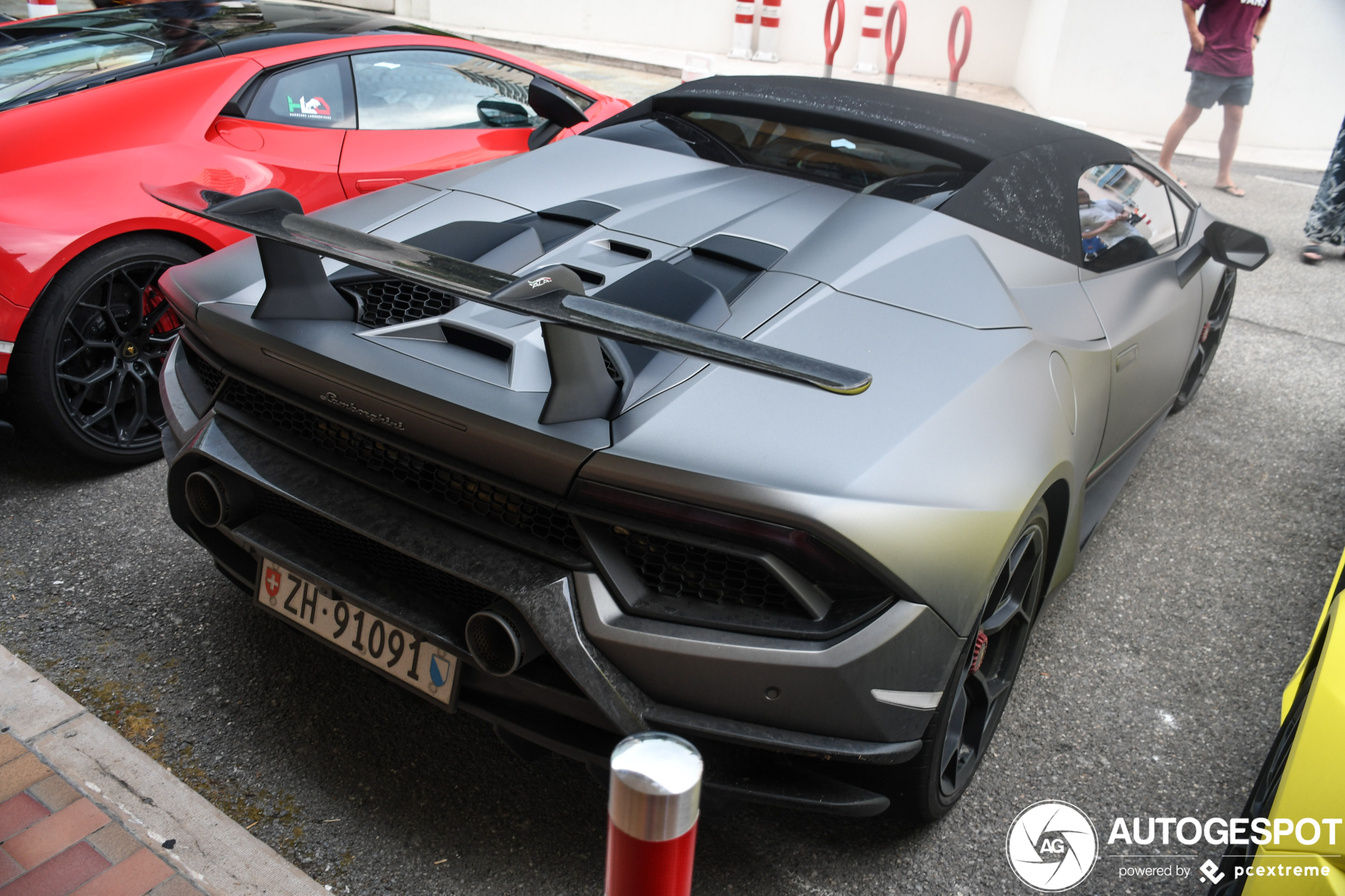 Lamborghini Huracán LP640-4 Performante Spyder