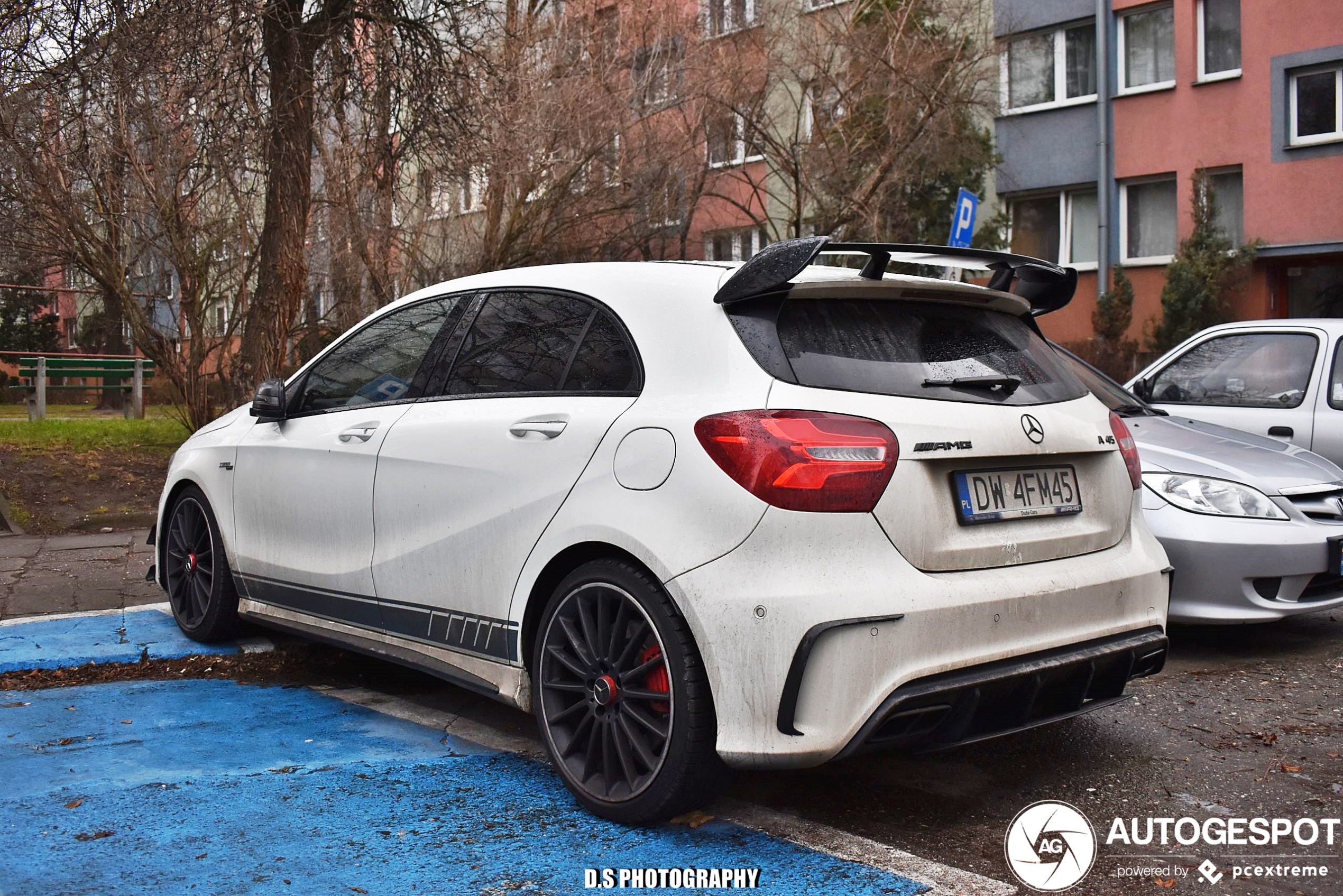 Mercedes-AMG A 45 W176 2015