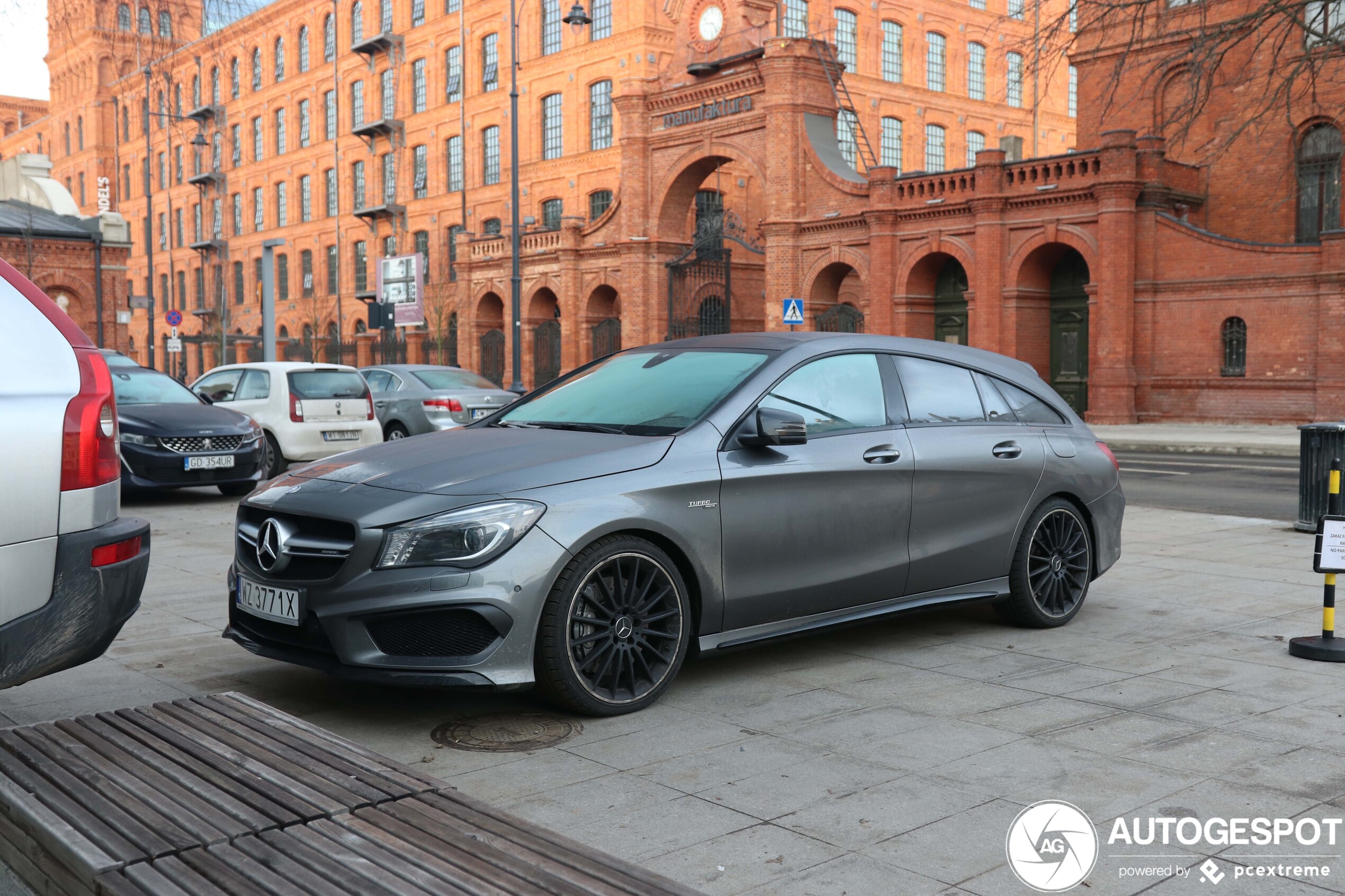 Mercedes-AMG CLA 45 Shooting Brake X117