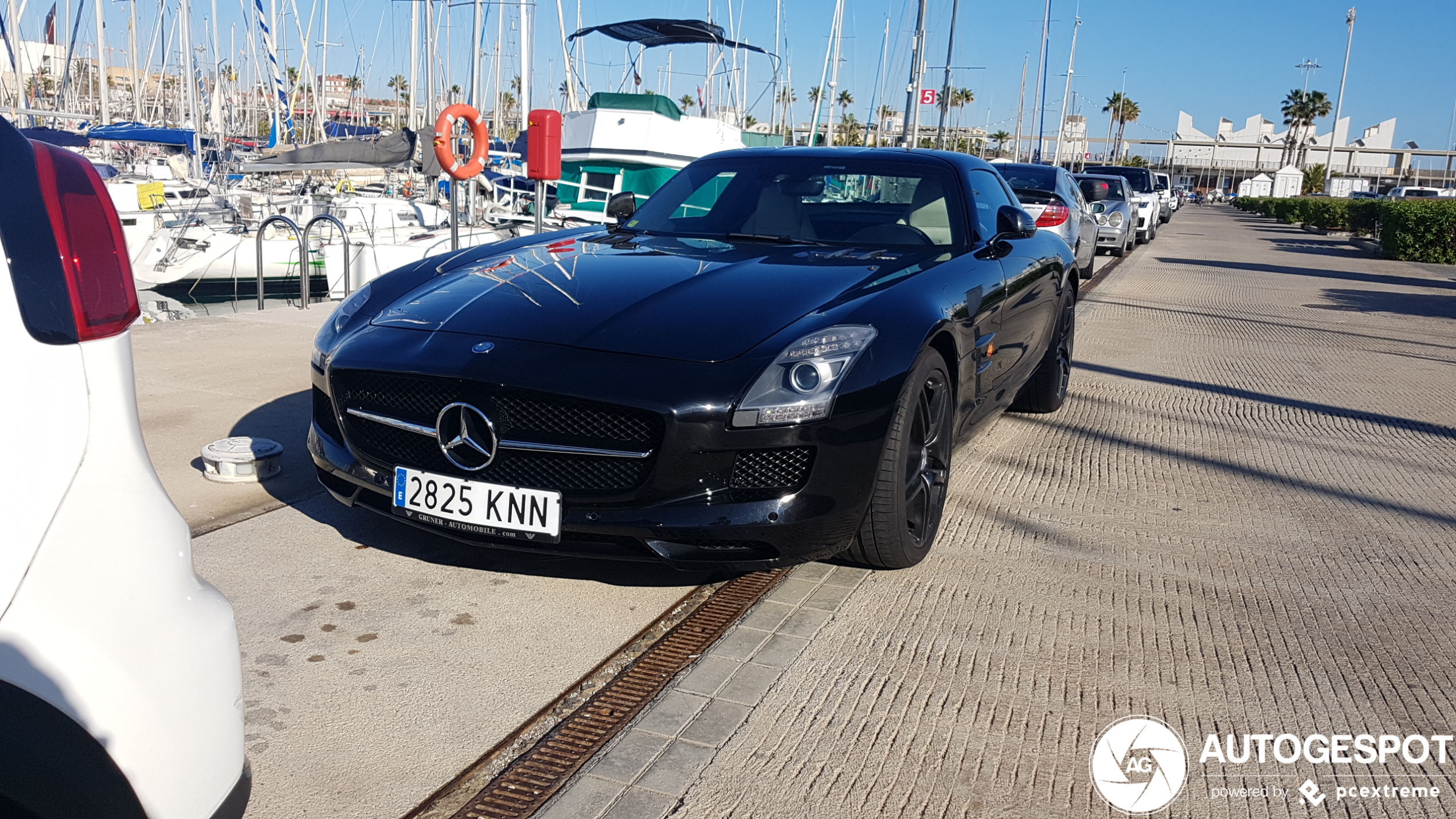 Mercedes-Benz SLS AMG