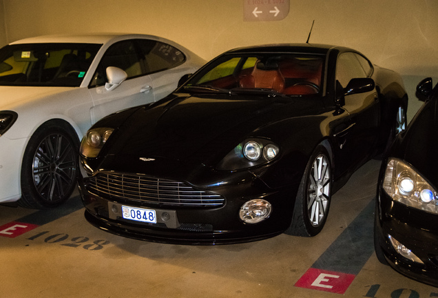 Aston Martin Vanquish S