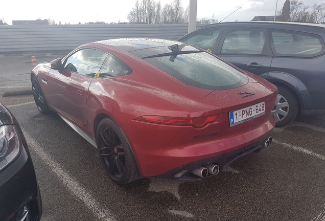 Jaguar F-TYPE R Coupé