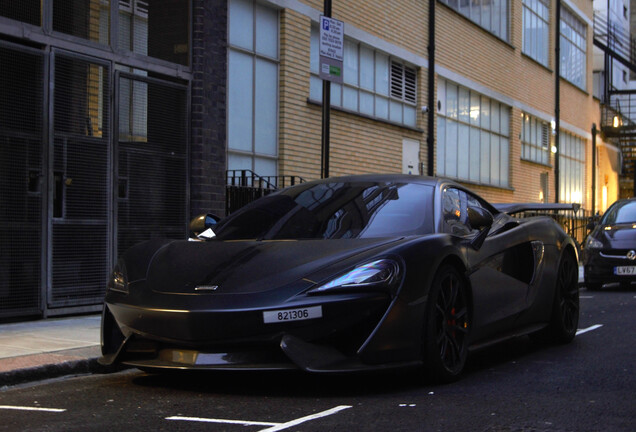 McLaren 570S