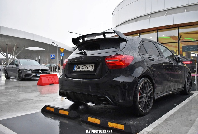 Mercedes-AMG A 45 W176 2015