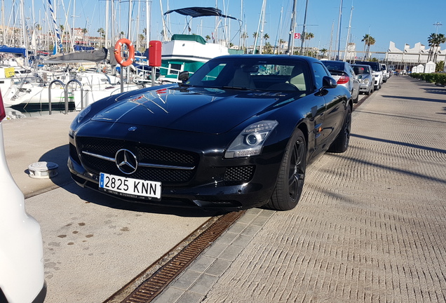 Mercedes-Benz SLS AMG