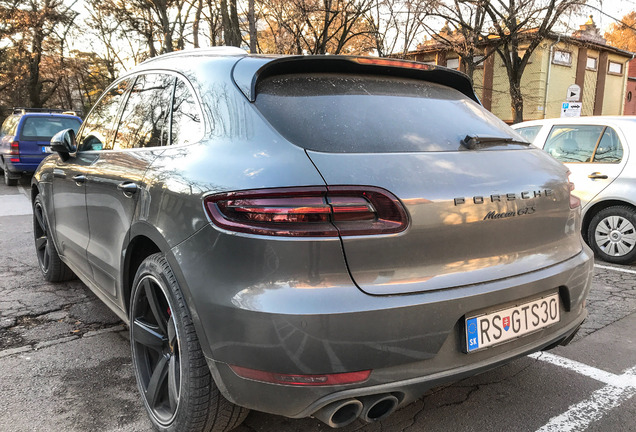 Porsche 95B Macan GTS