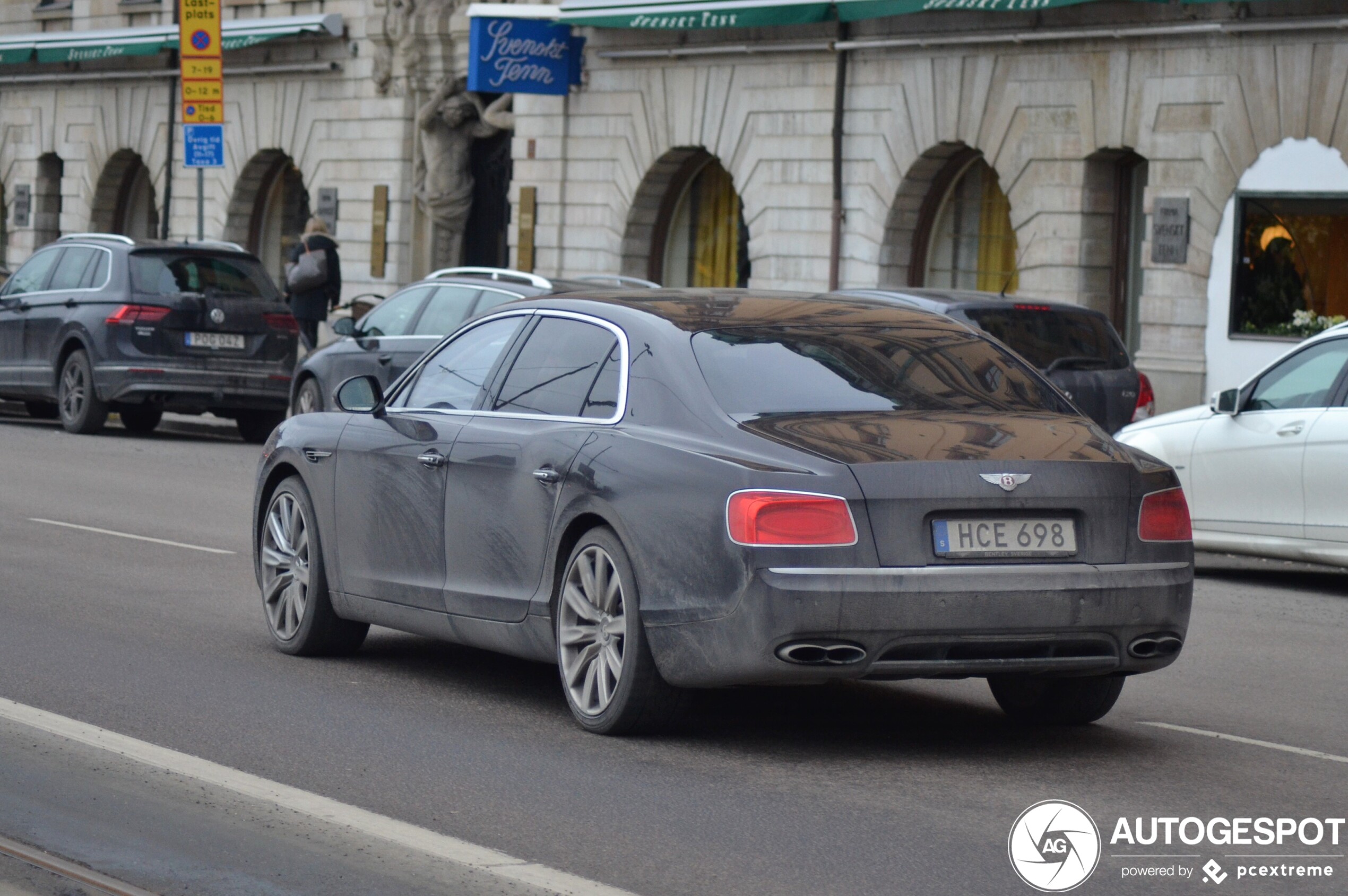 Bentley Flying Spur V8