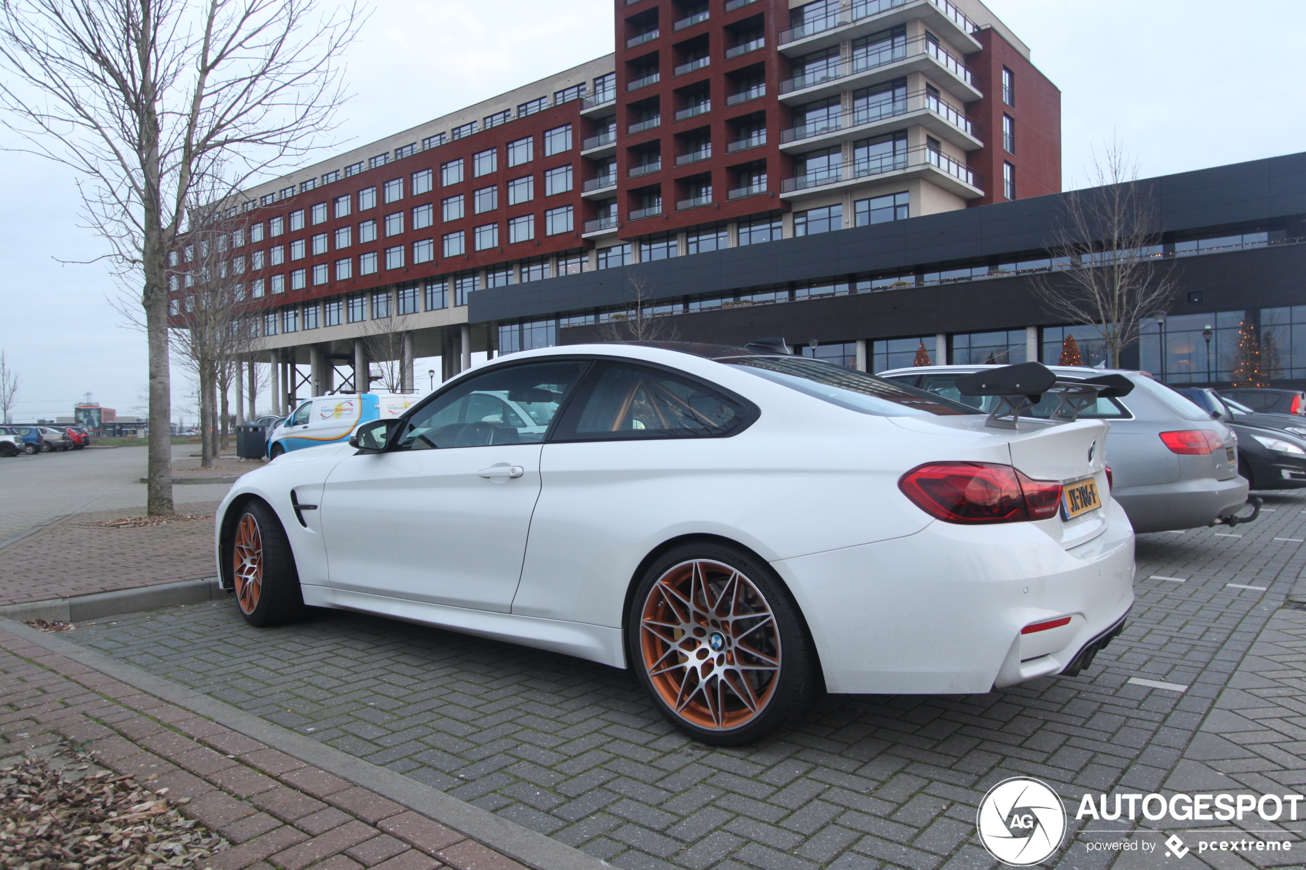 BMW M4 GTS