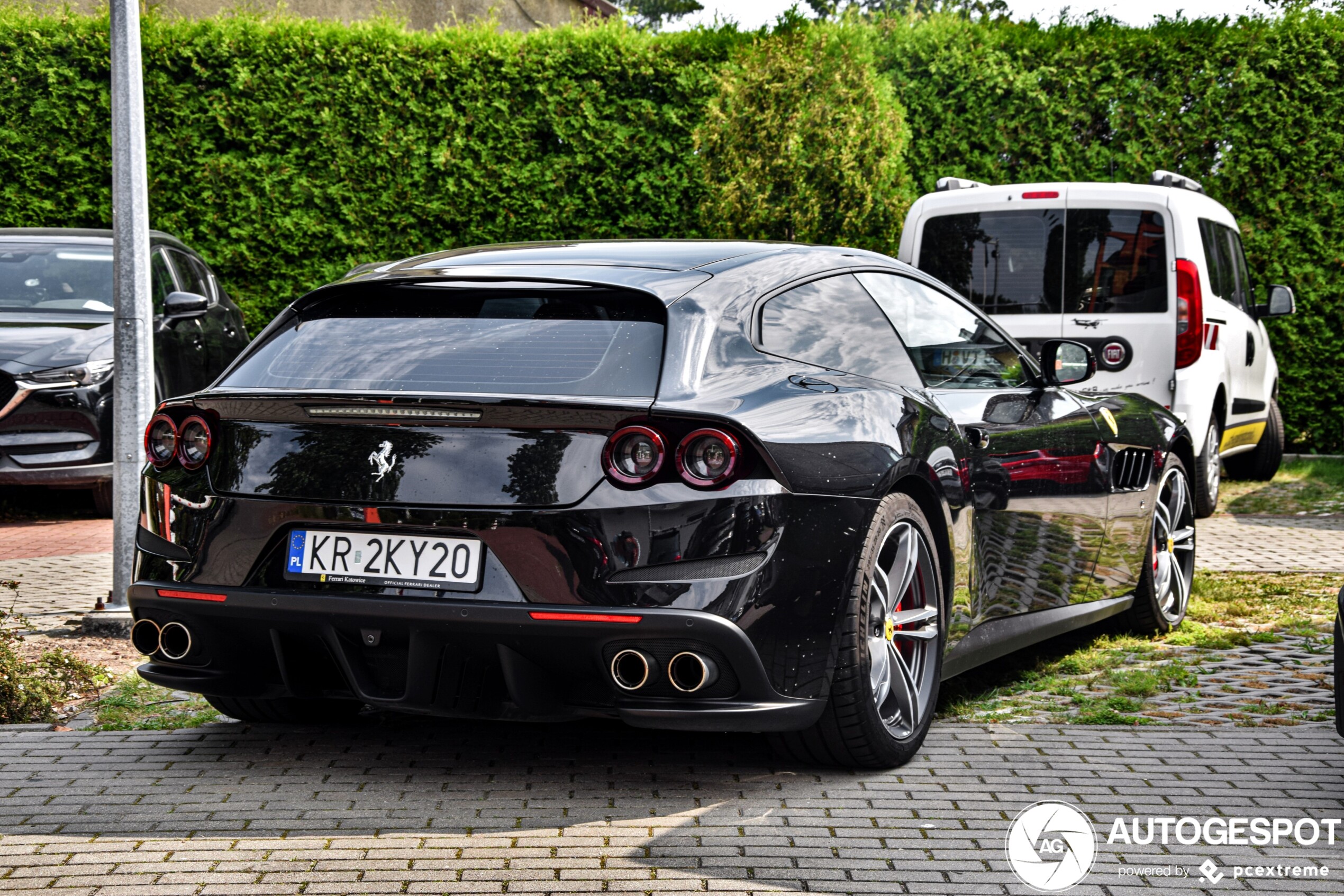 Ferrari GTC4Lusso