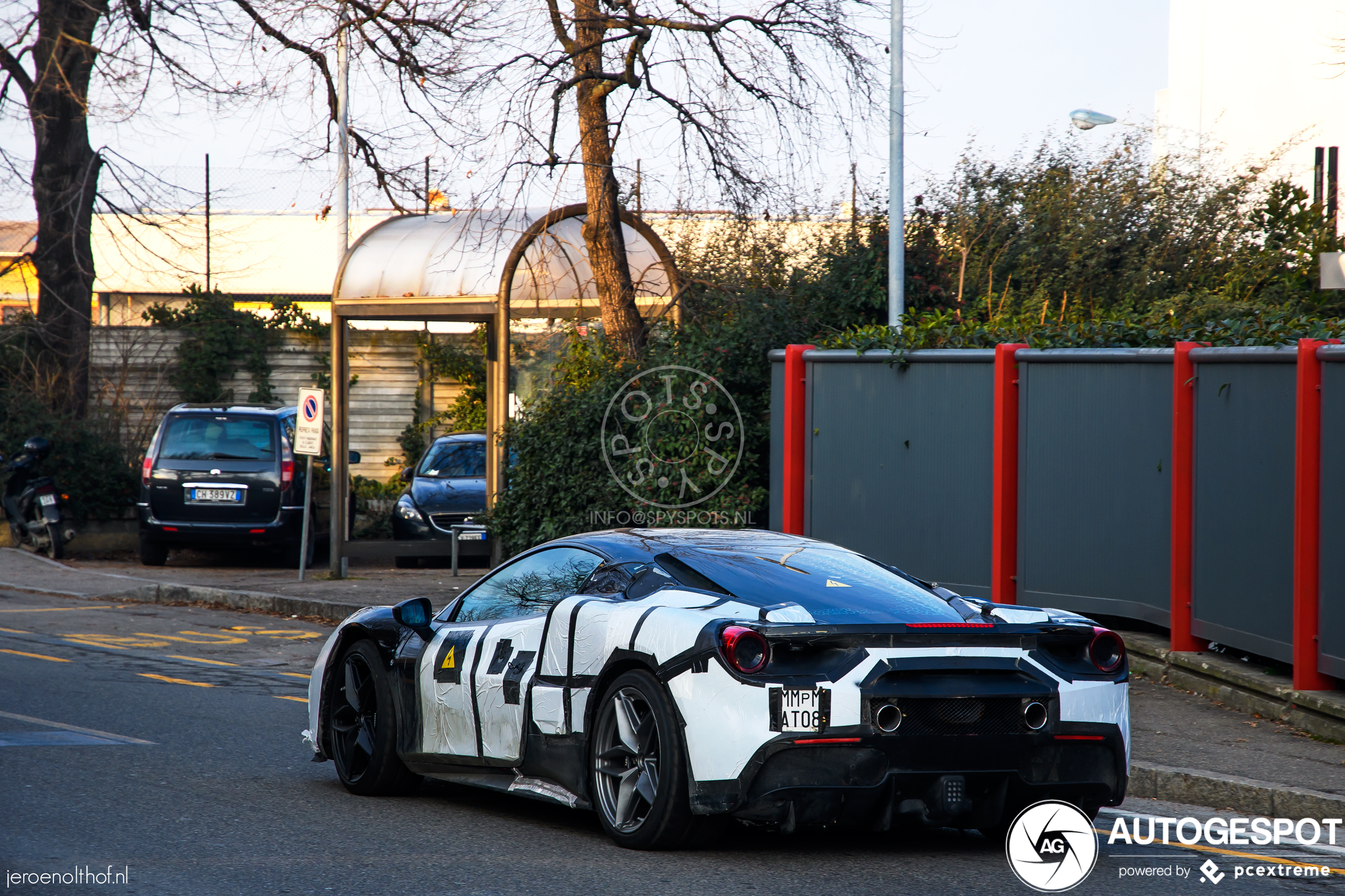 Wat spookt Ferrari uit met deze SF90 Stradale Mule?