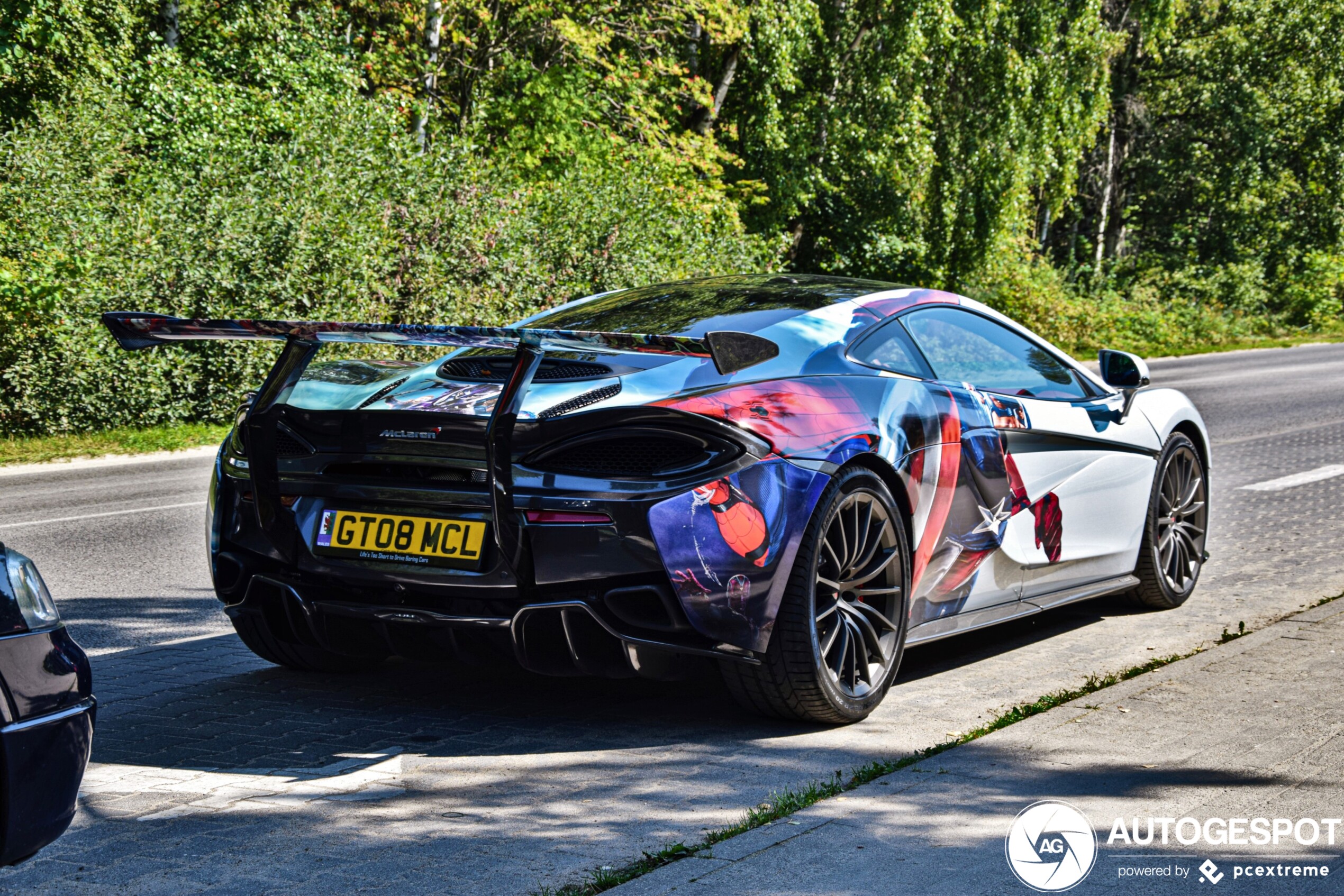 McLaren 570GT