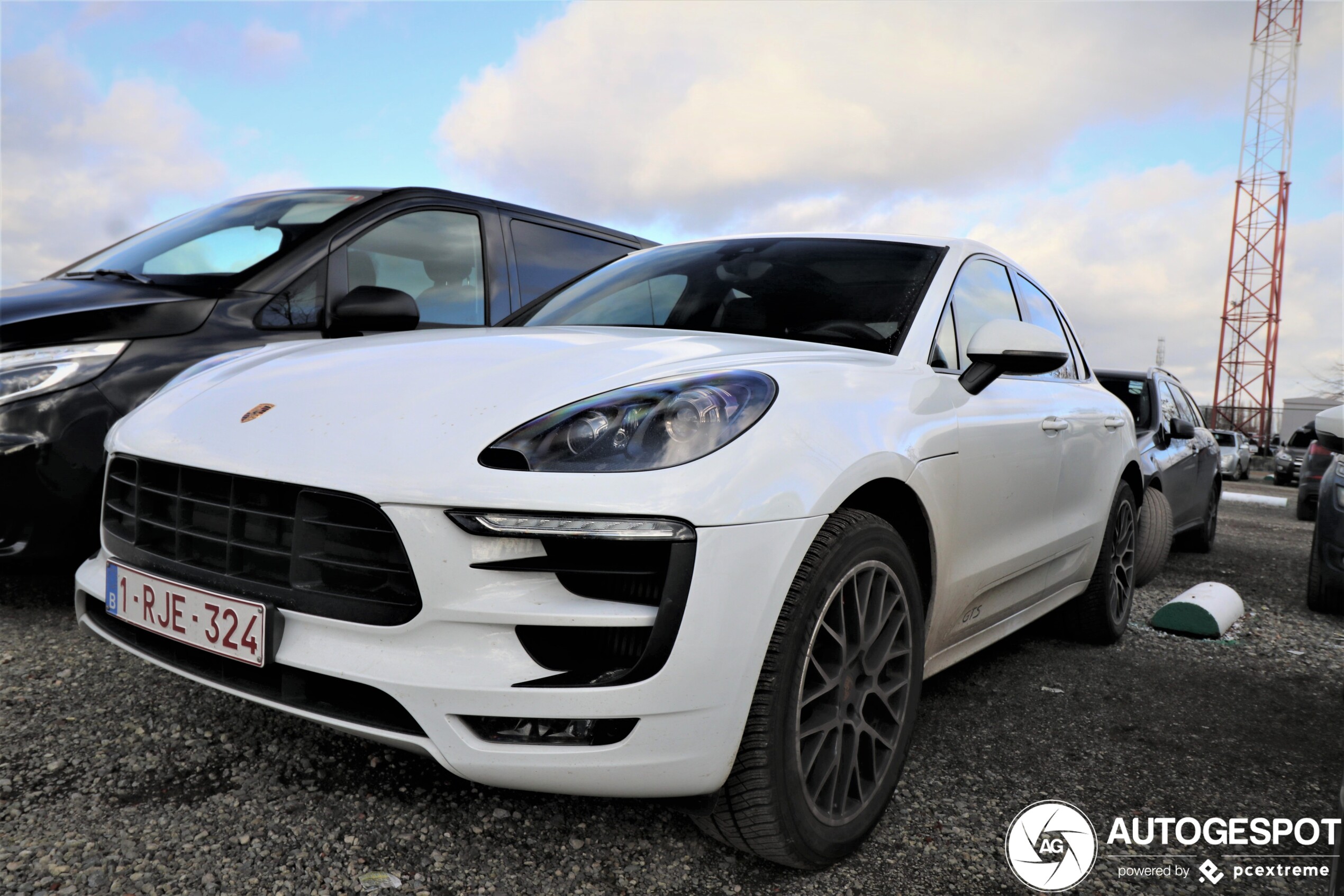 Porsche 95B Macan GTS