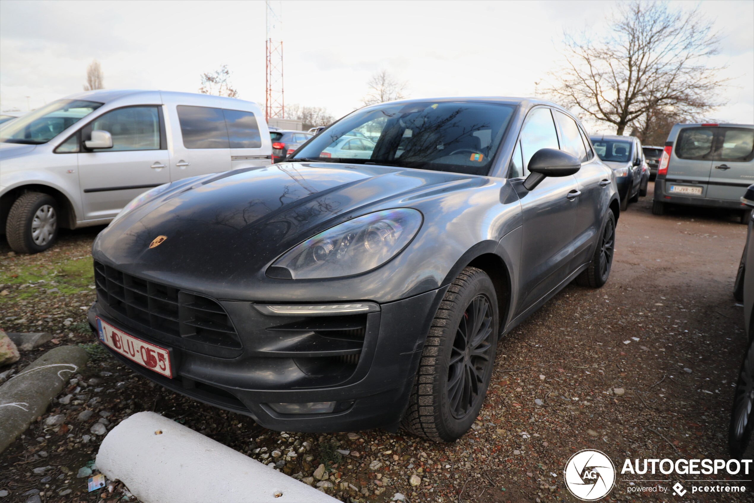 Porsche 95B Macan GTS