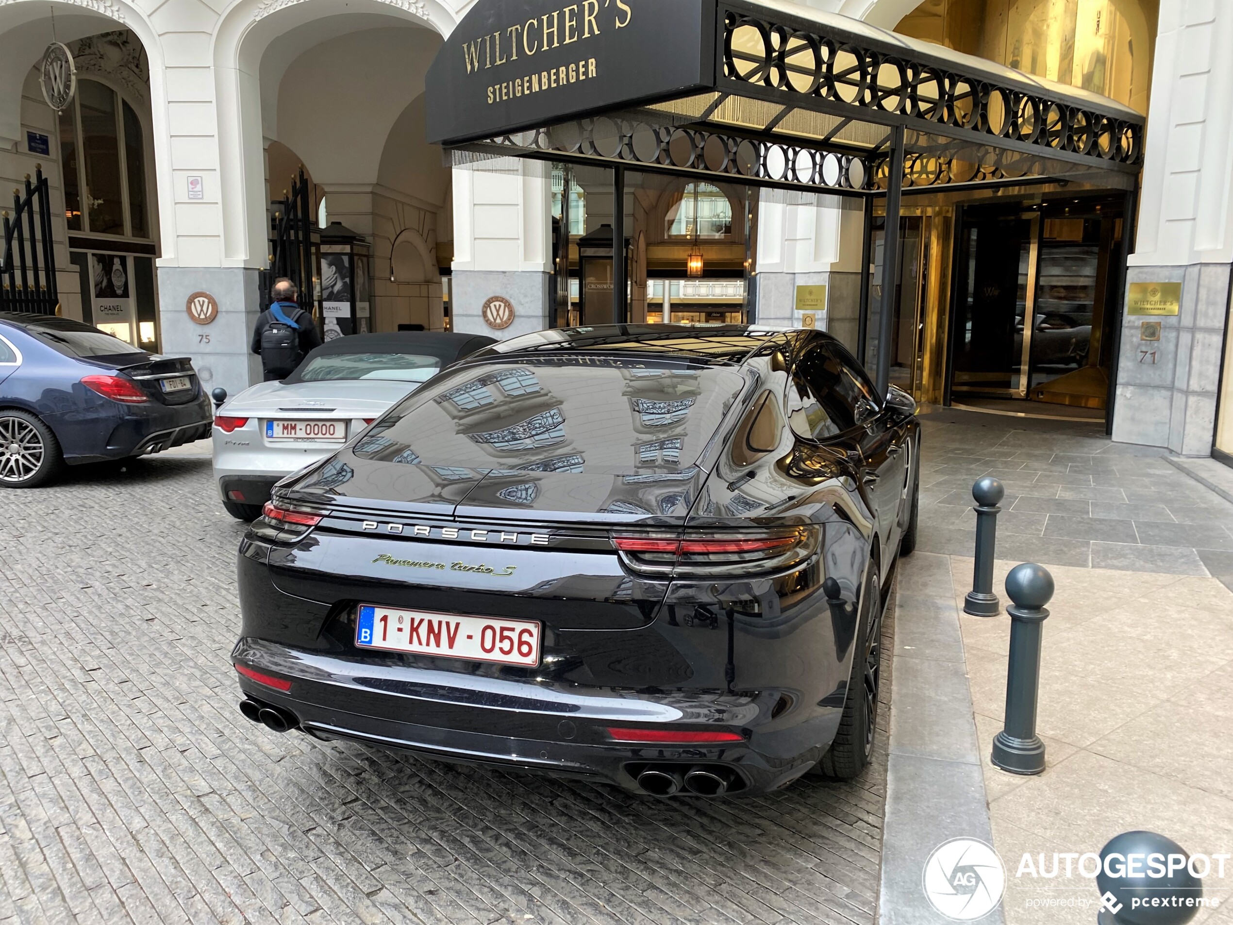 Porsche 971 Panamera Turbo S E-Hybrid Executive