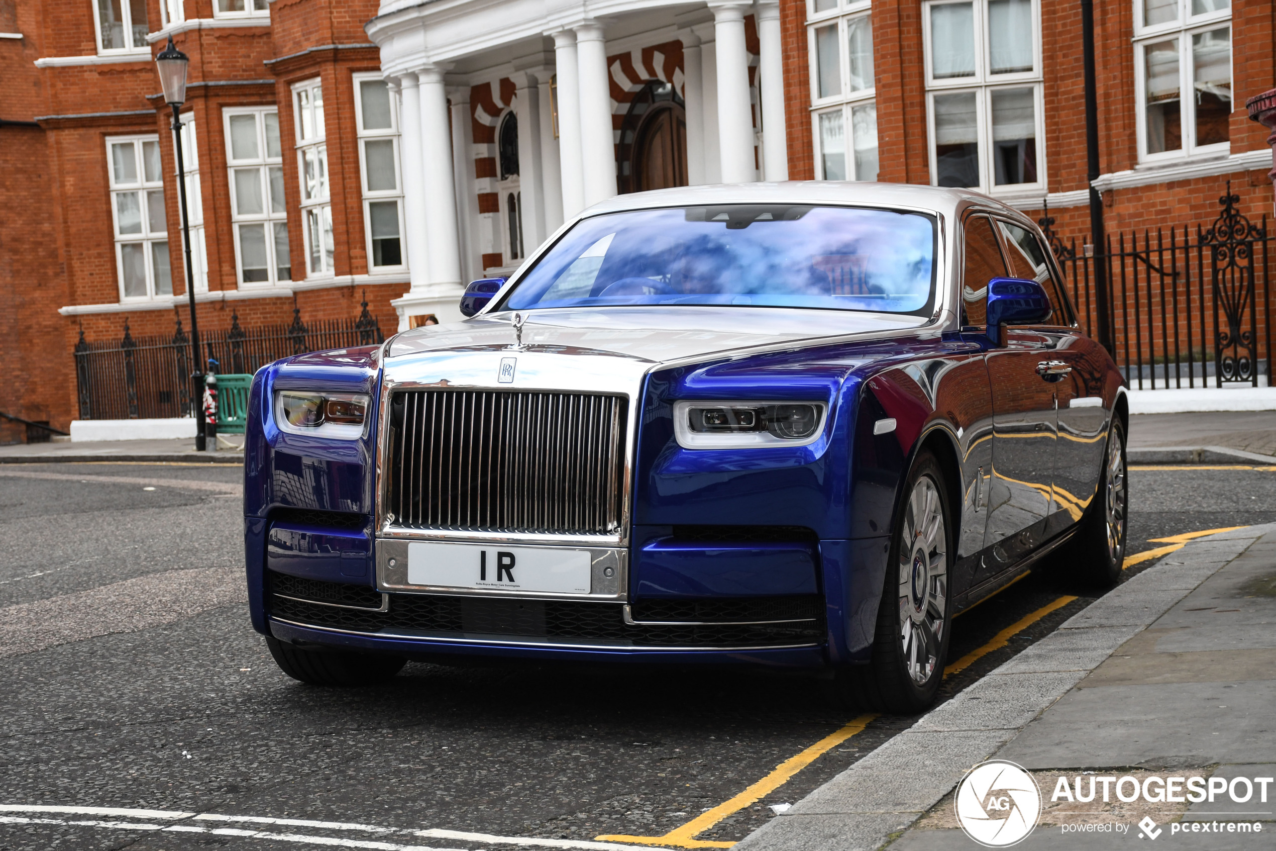 Rolls-Royce Phantom VIII EWB