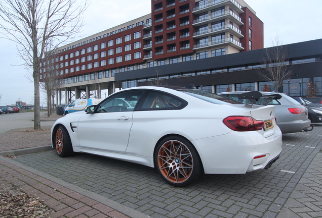 BMW M4 GTS