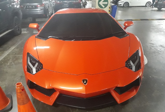 Lamborghini Aventador LP700-4