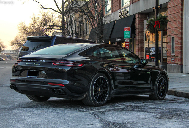 Porsche 971 Panamera Turbo S E-Hybrid