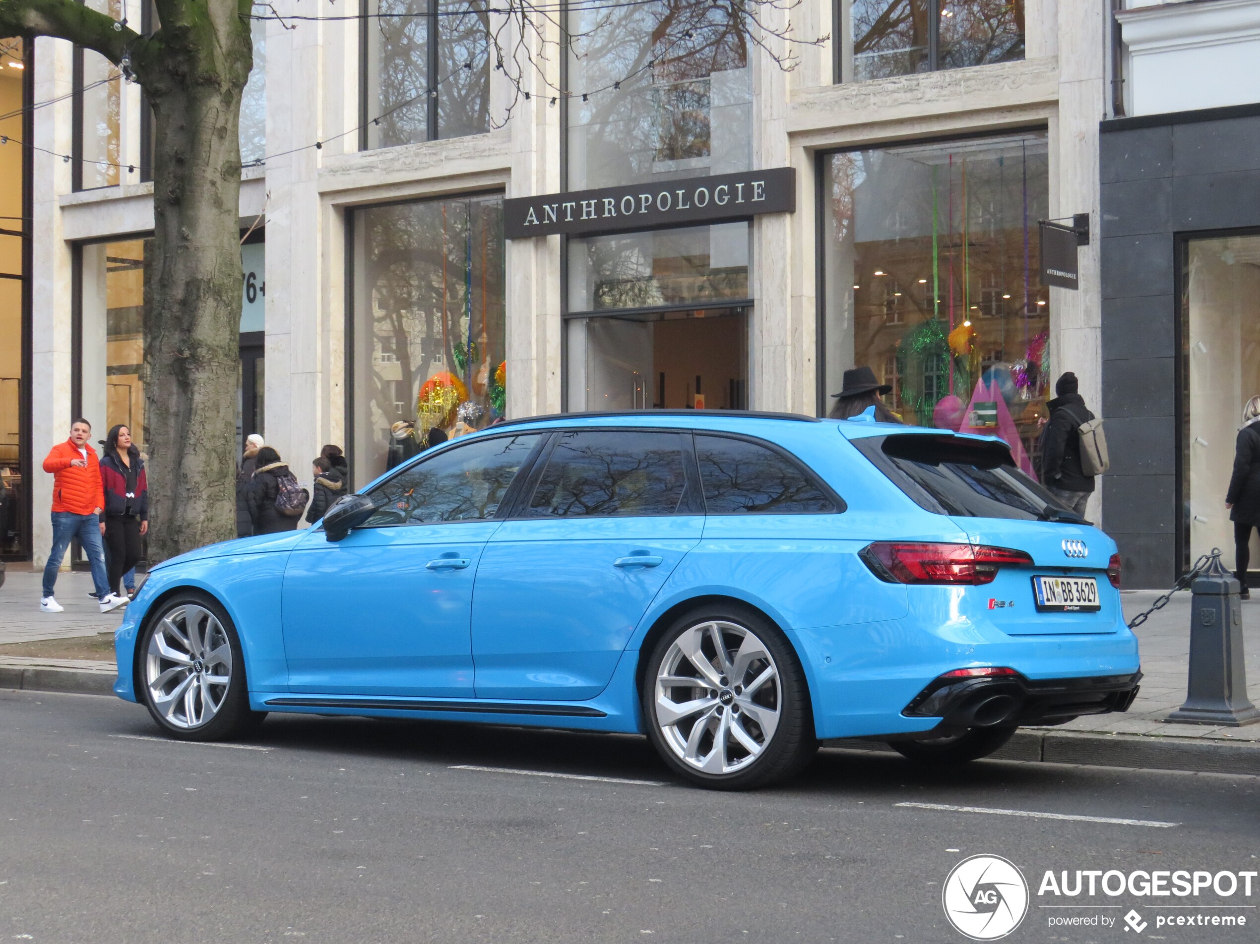 Audi RS4 Avant B9