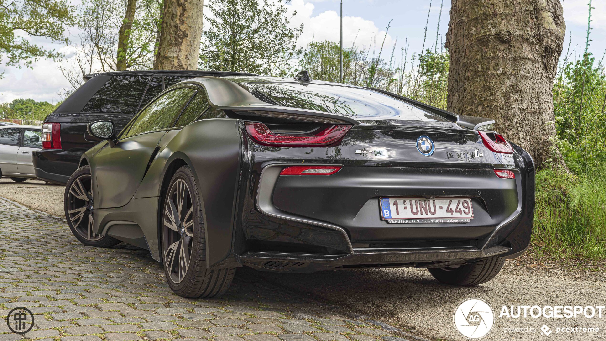 BMW i8 Protonic Frozen Black Edition