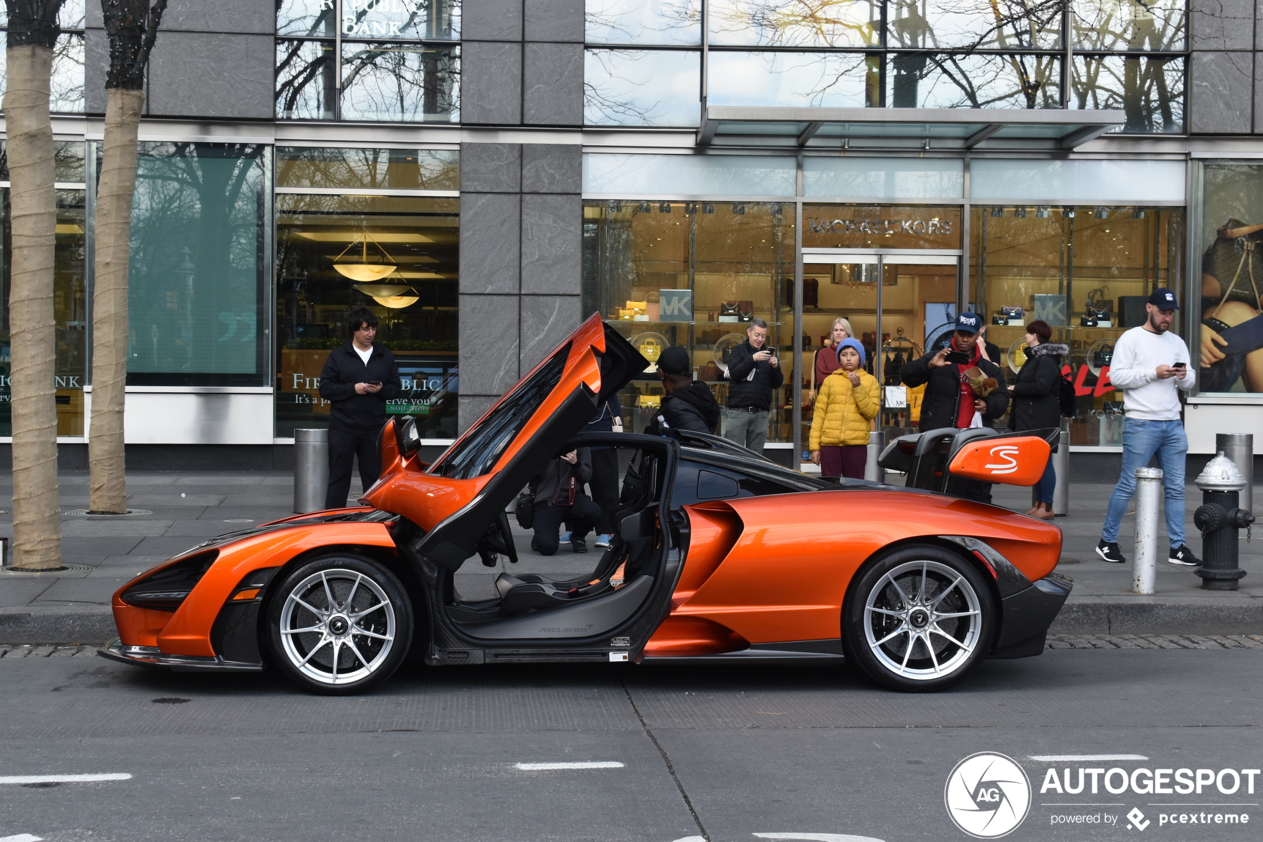 McLaren Senna