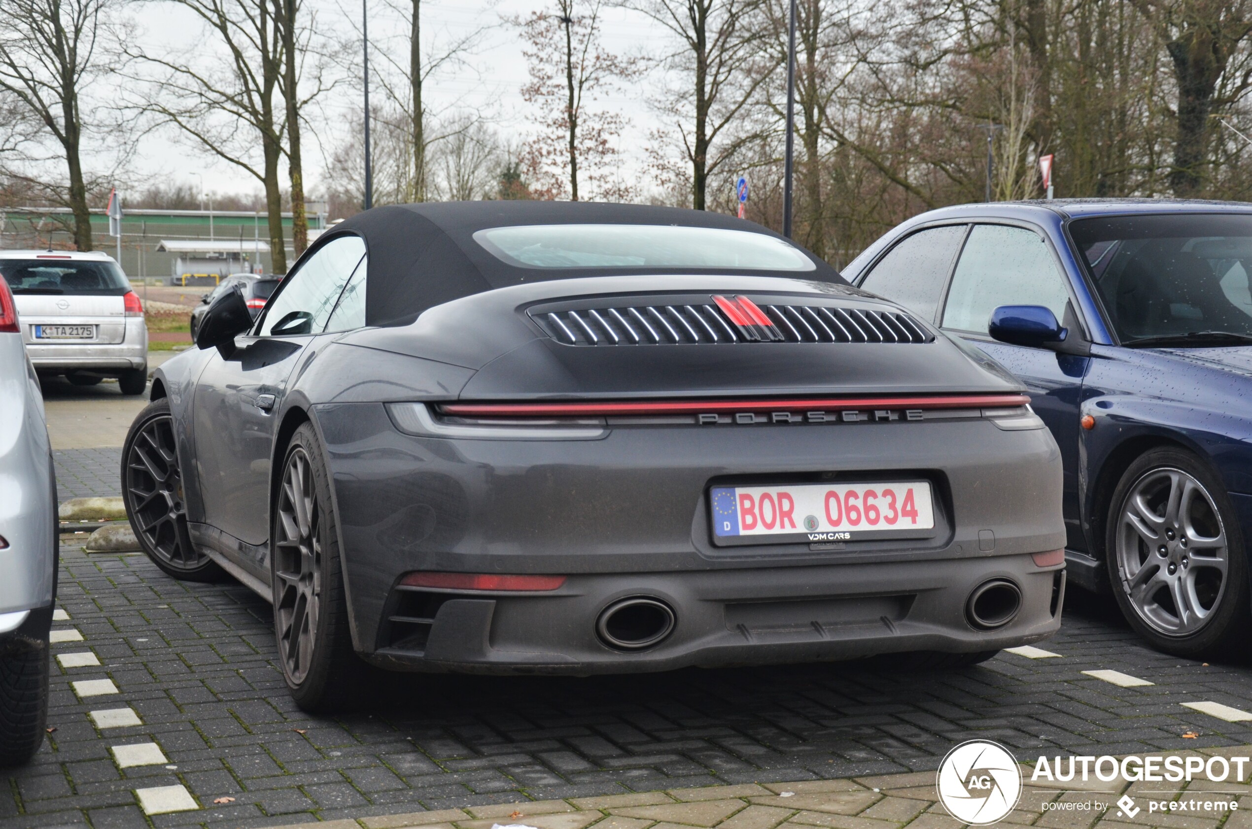 Porsche 992 Carrera 4S Cabriolet