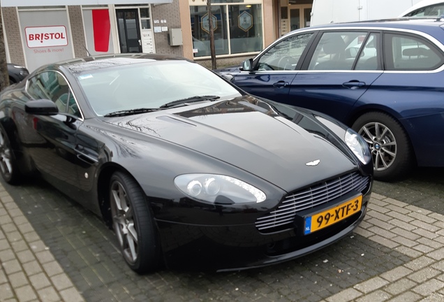 Aston Martin V8 Vantage