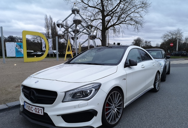 Mercedes-Benz CLA 45 AMG C117